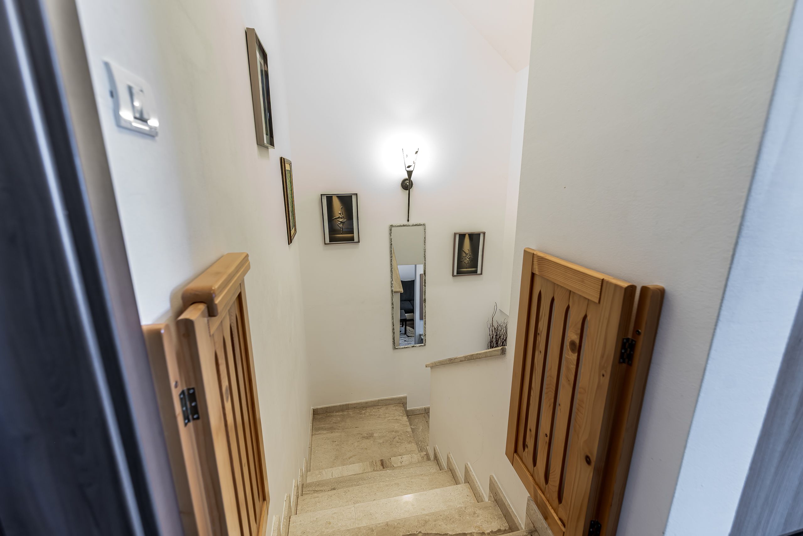 Casă gata de mutat în Westfield | 387 mp teren | curte + anexe — fotografia 5