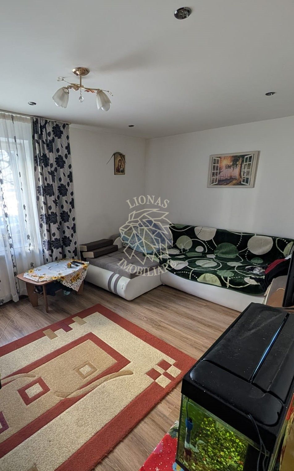 Apartament 2 camere 50 mp-parter inalt-2 parcari-Zona Imp. Traian