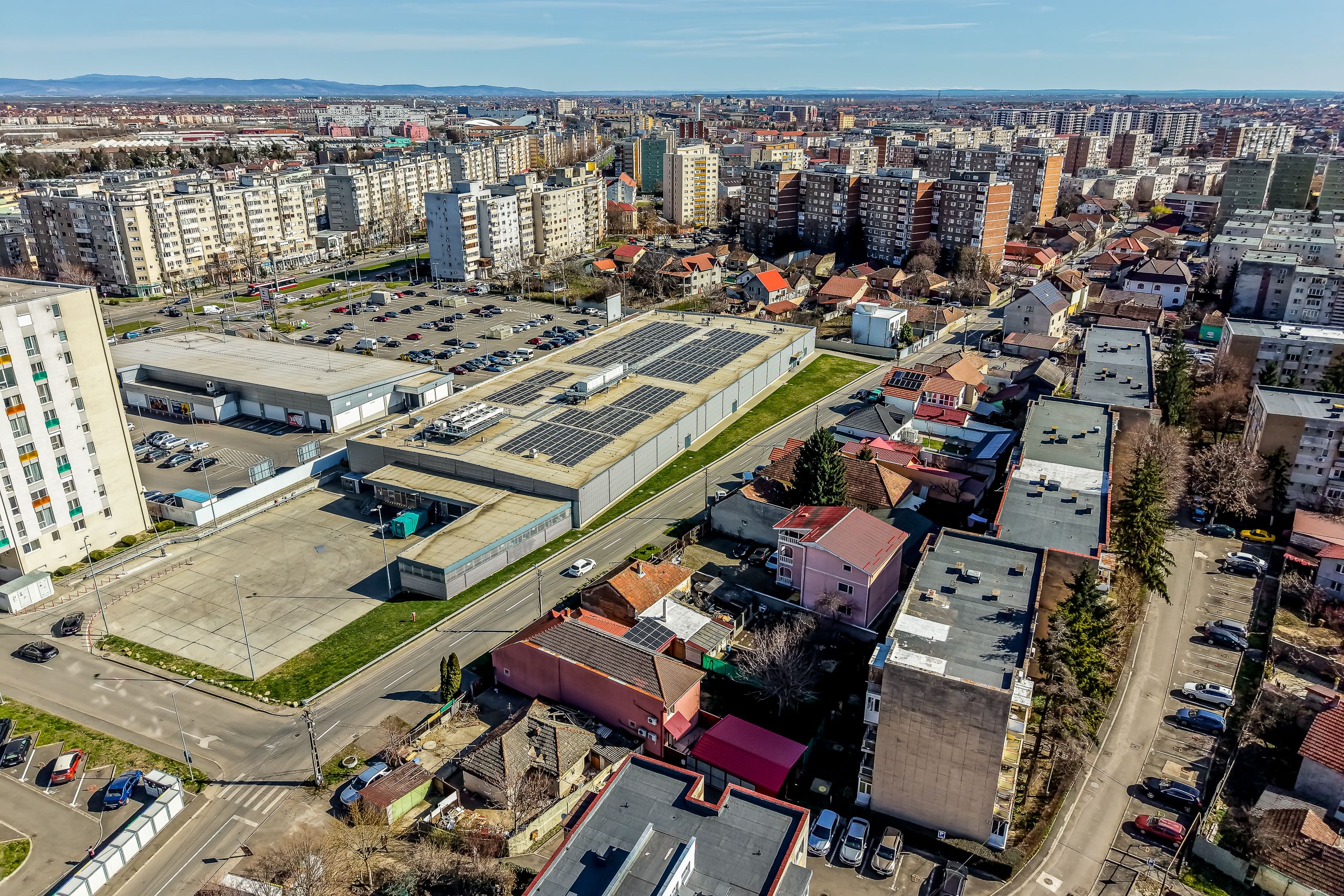 Casă spațioasă în mijlocul orasului, Str. Constantin Brâncuși