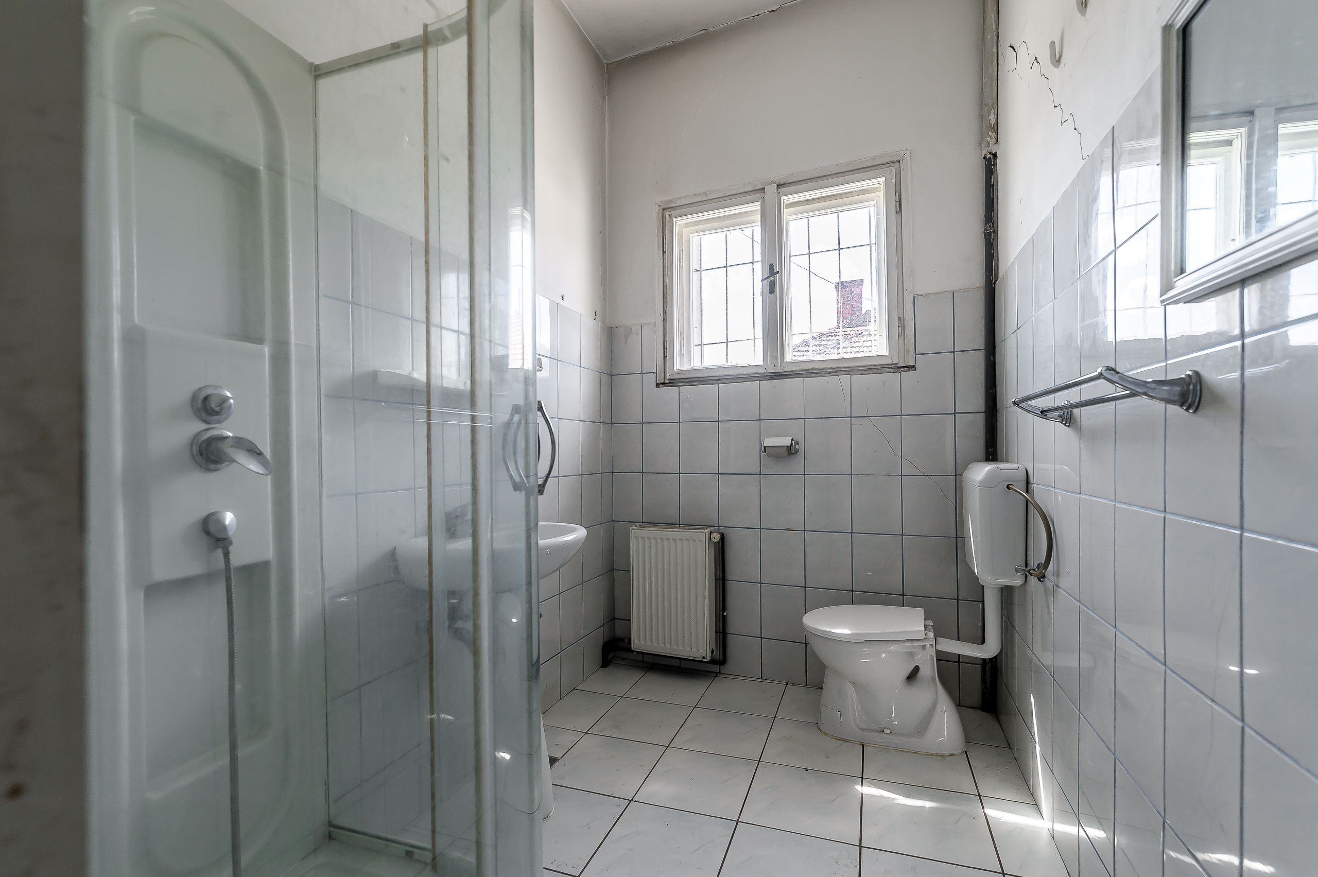 Casă pe Str. Dorobanților | 716 mp teren | Pârneava — fotografia 9