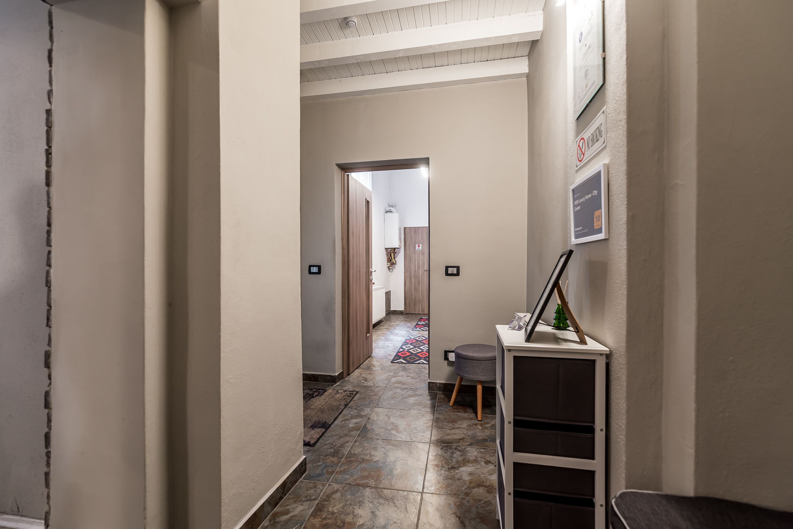 Loft ultracentral 90 mp | 2 niveluri | mobilat complet — fotografia 6