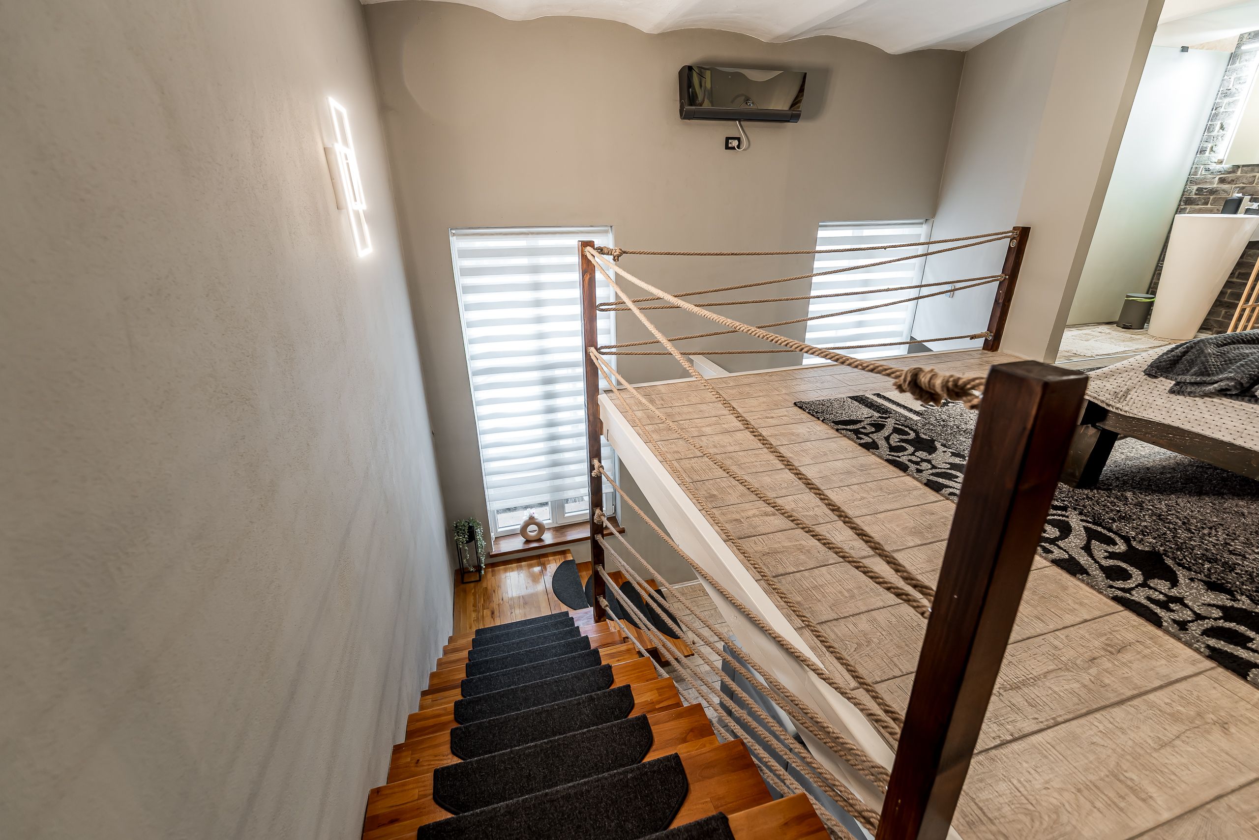 Apartament de 90 mp (conform CF), parter, ultracentral, tip loft — fotografia 7
