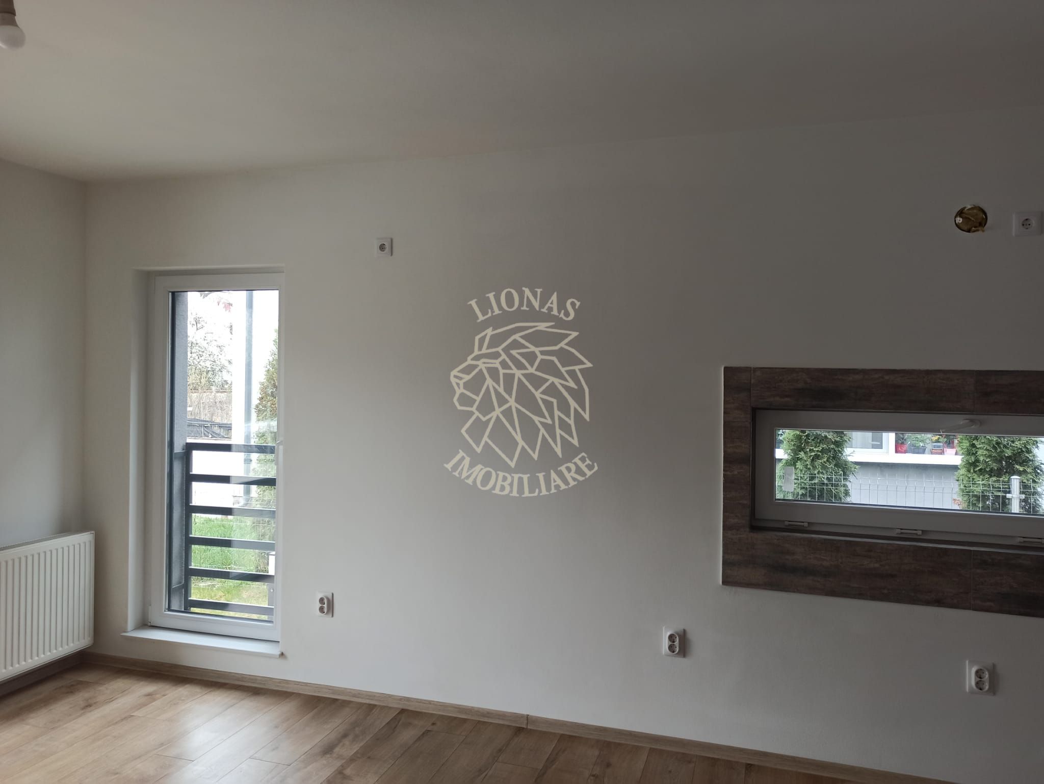 Apartament Nou 4 camere 82 mp-balcon-parcare-Zona Libertatii