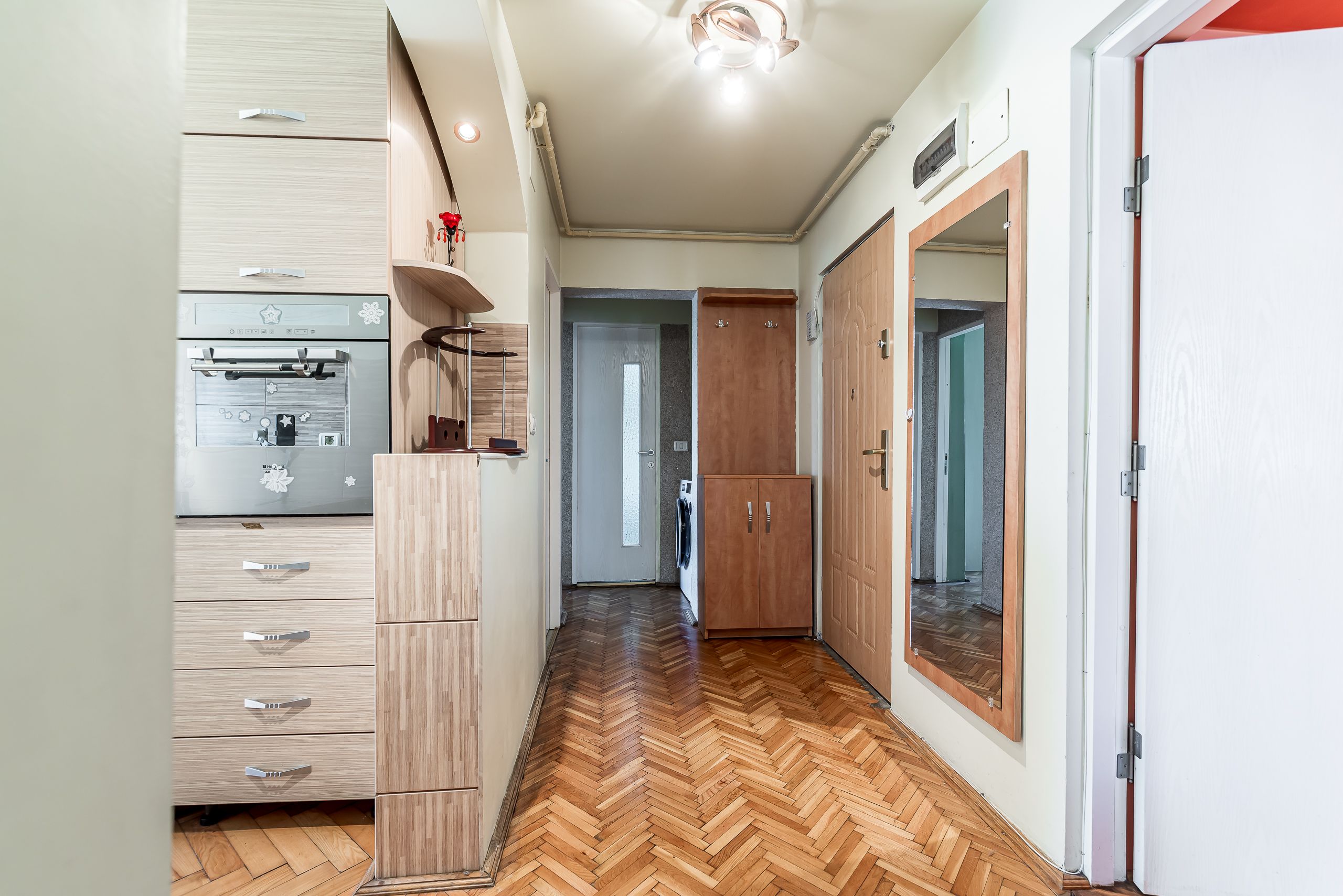 Apartament 3 camere Micalaca 300. Vedere superbă spre Mureș — fotografia 9