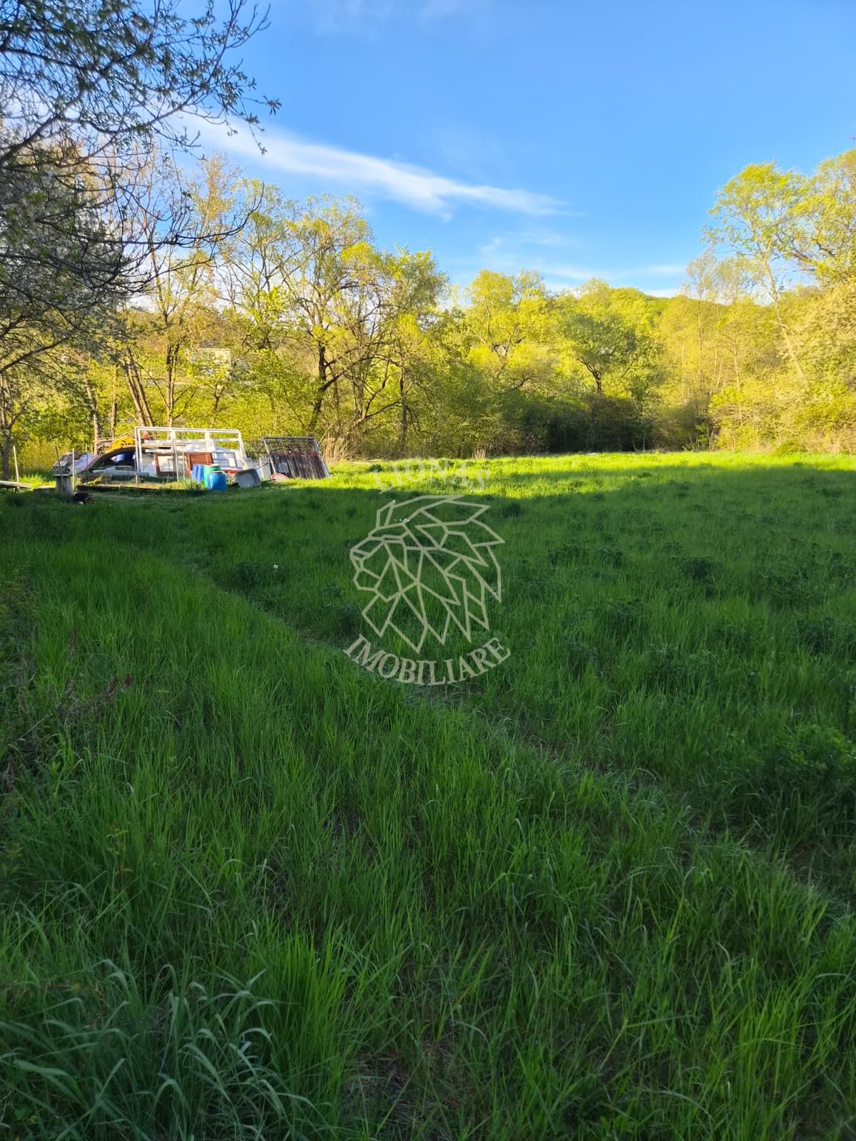 Teren intravilan 534 mp cu utilitati-ideal casa-Zona Valea Ghinzii