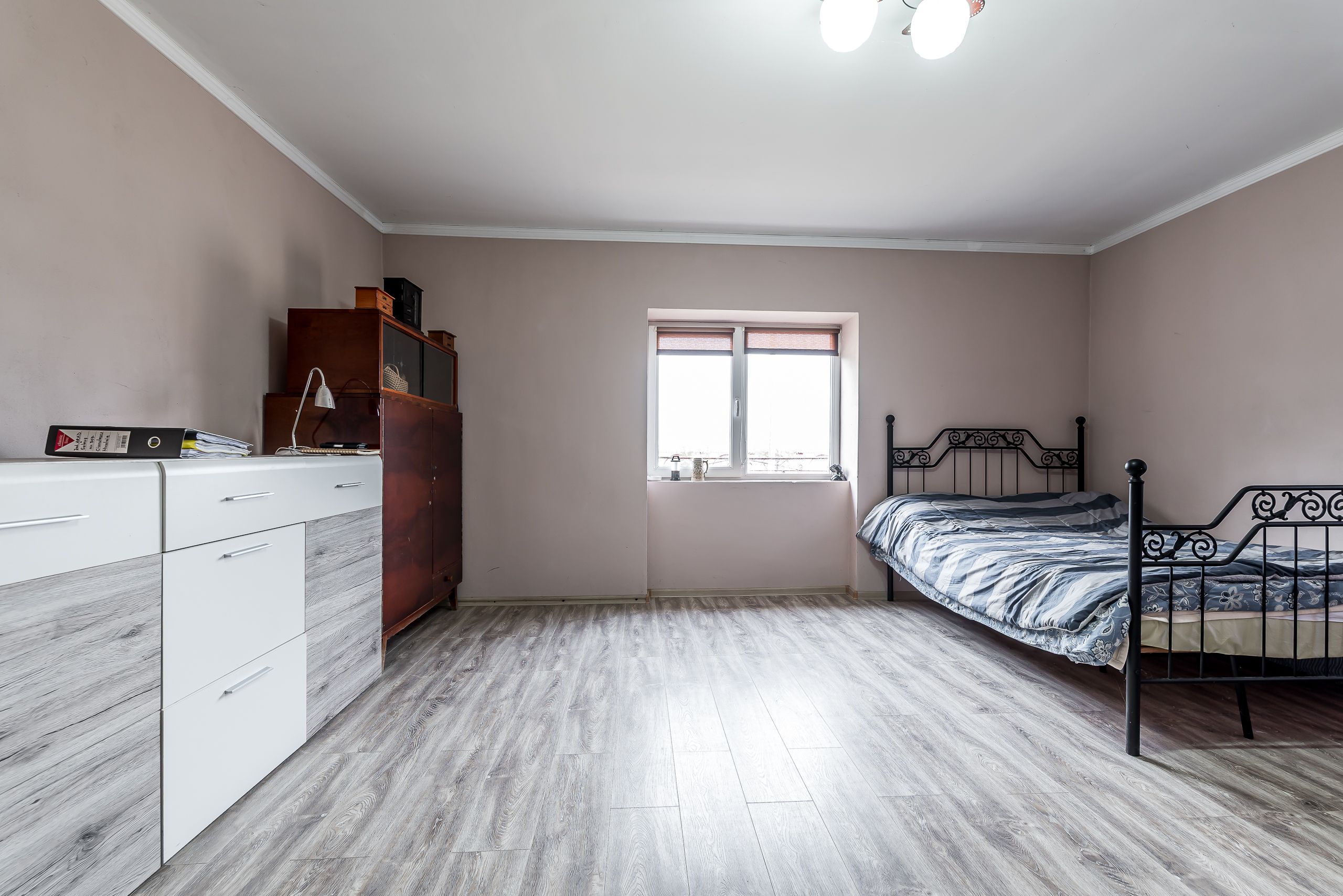 Casă finisată + casă în construcție, la același preț! — fotografia 8