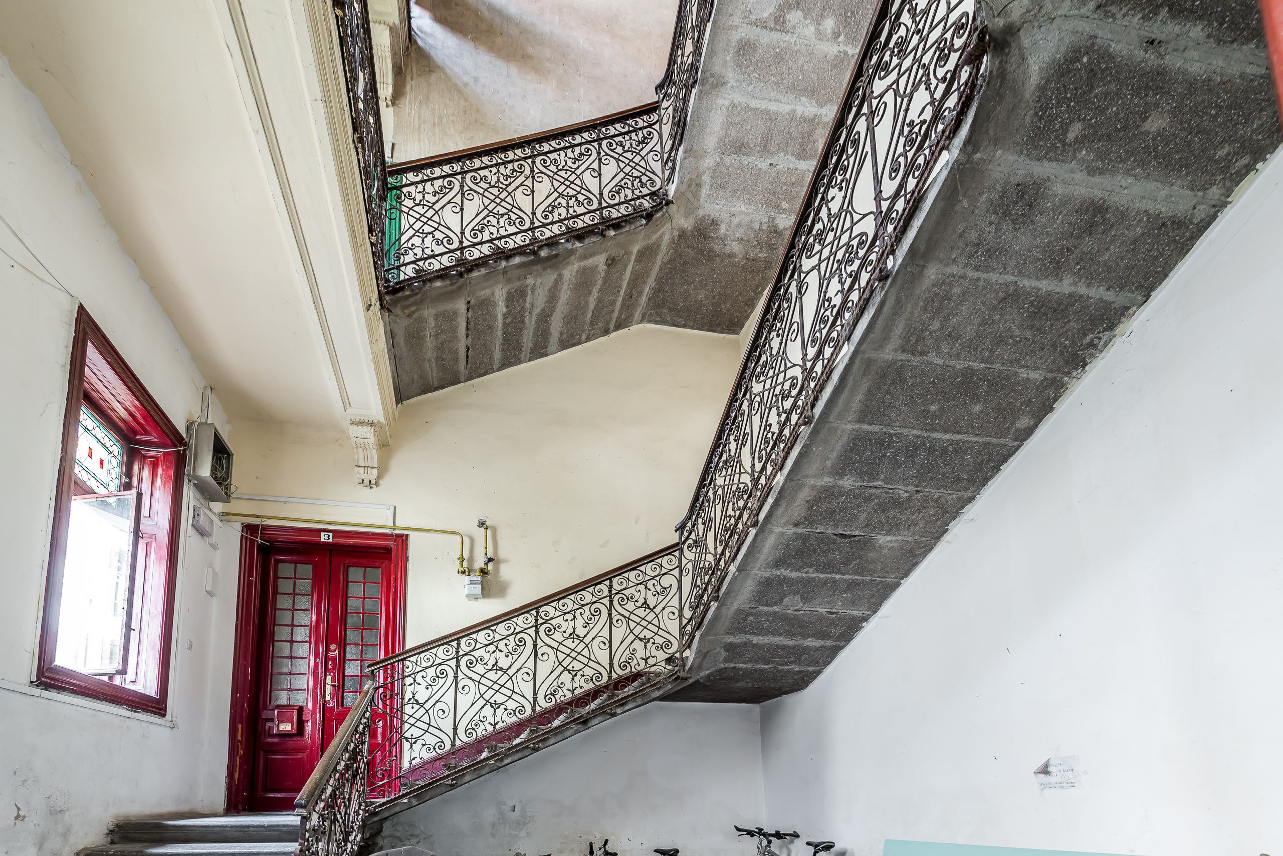 Apartament 98 mp pe bulevardul Decebal, fatada renovata Comision 0 — fotografia 7