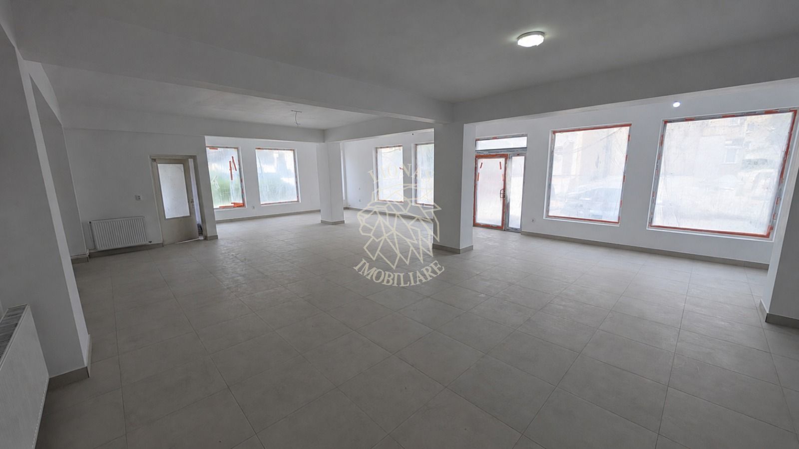 Spstiu Comercial Renovat 130 mp-ideal cabinet, showroom-Independentei