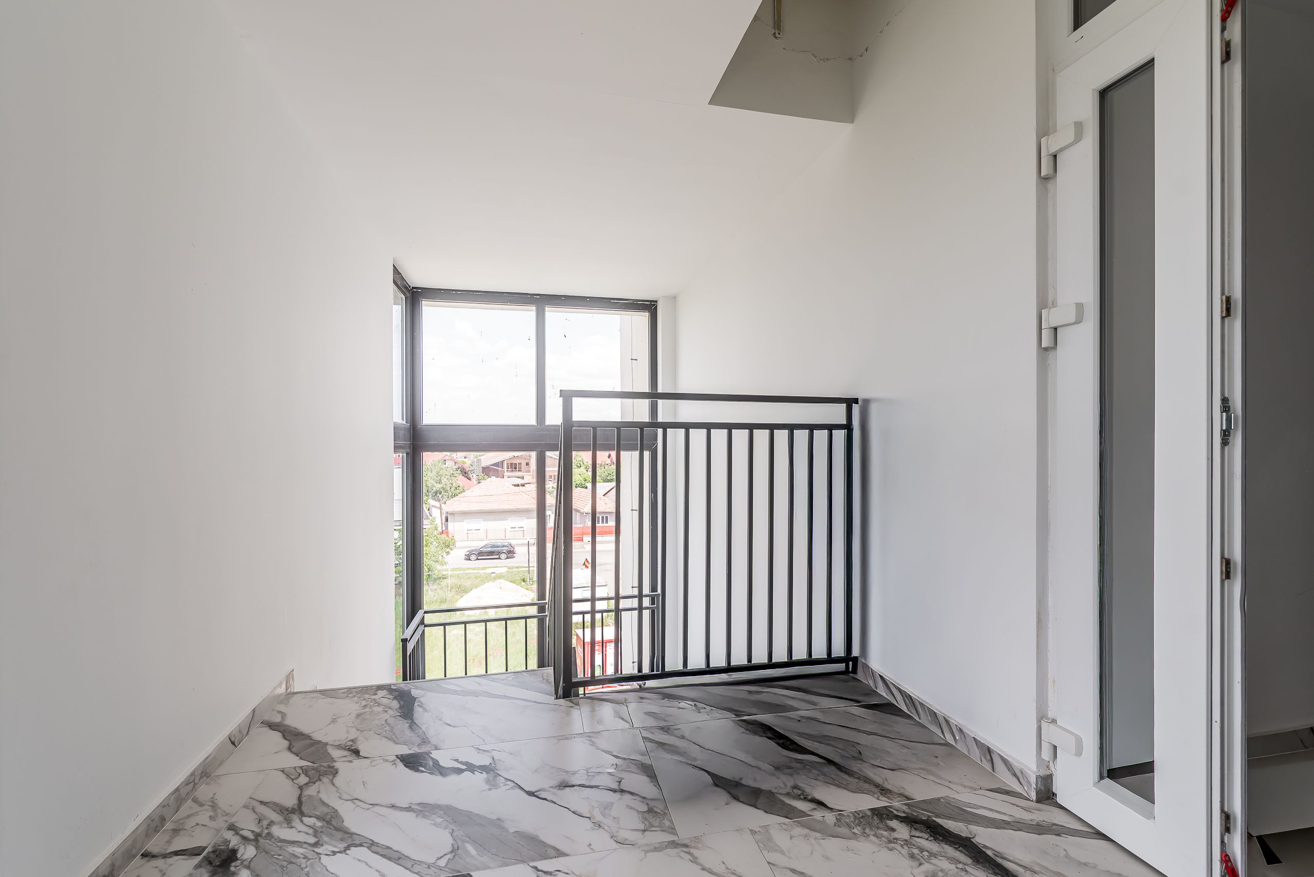 Apartament cu 2 camere, bloc nou, Subcetate, Arad — fotografia 6