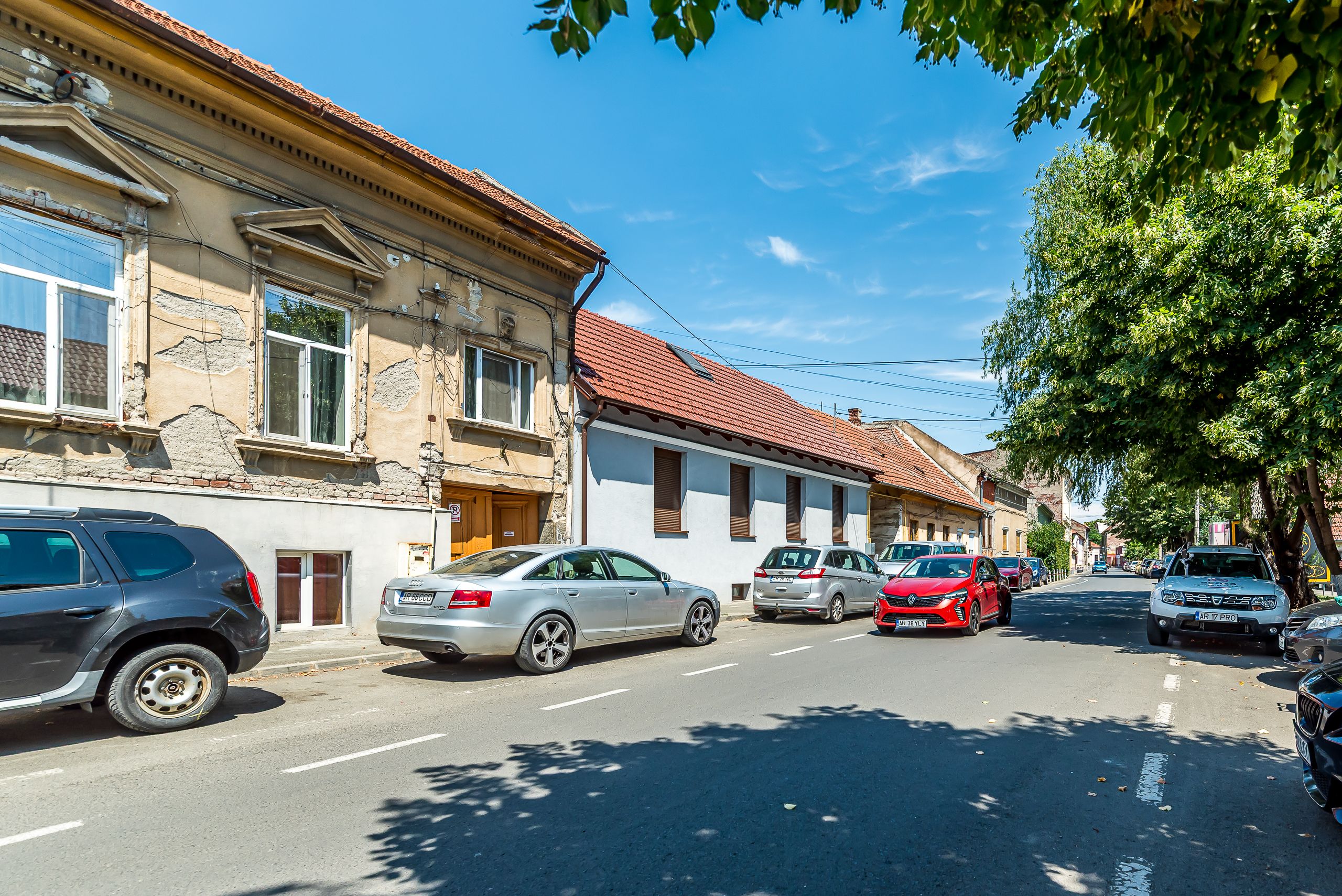 Centrul orașului, spațiu generos 2 camere, str O. Goga. — fotografia 8