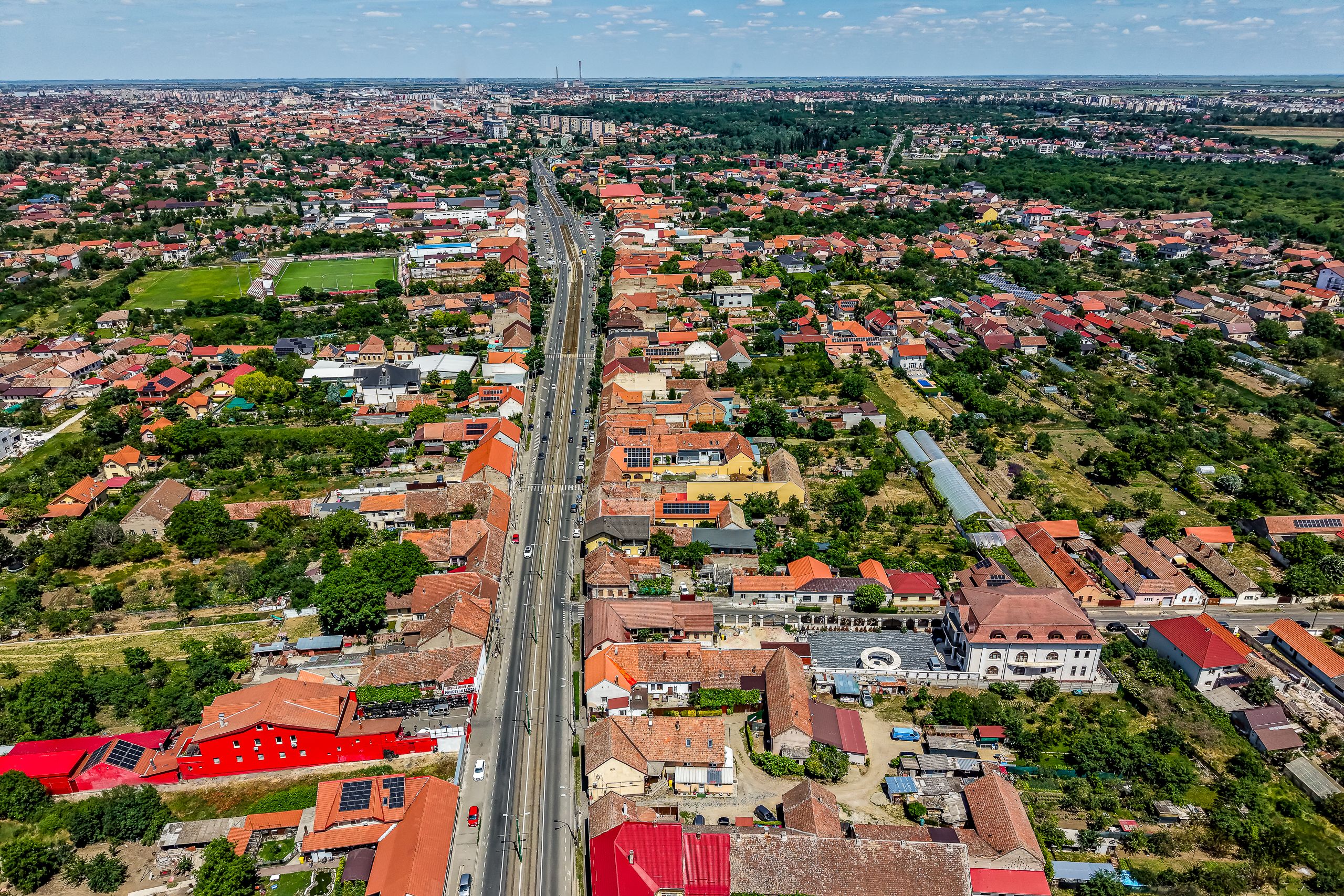 Casă solidă din cărămidă cu potențial EXCEPȚIONAL pe Calea Timișorii — fotografia 7