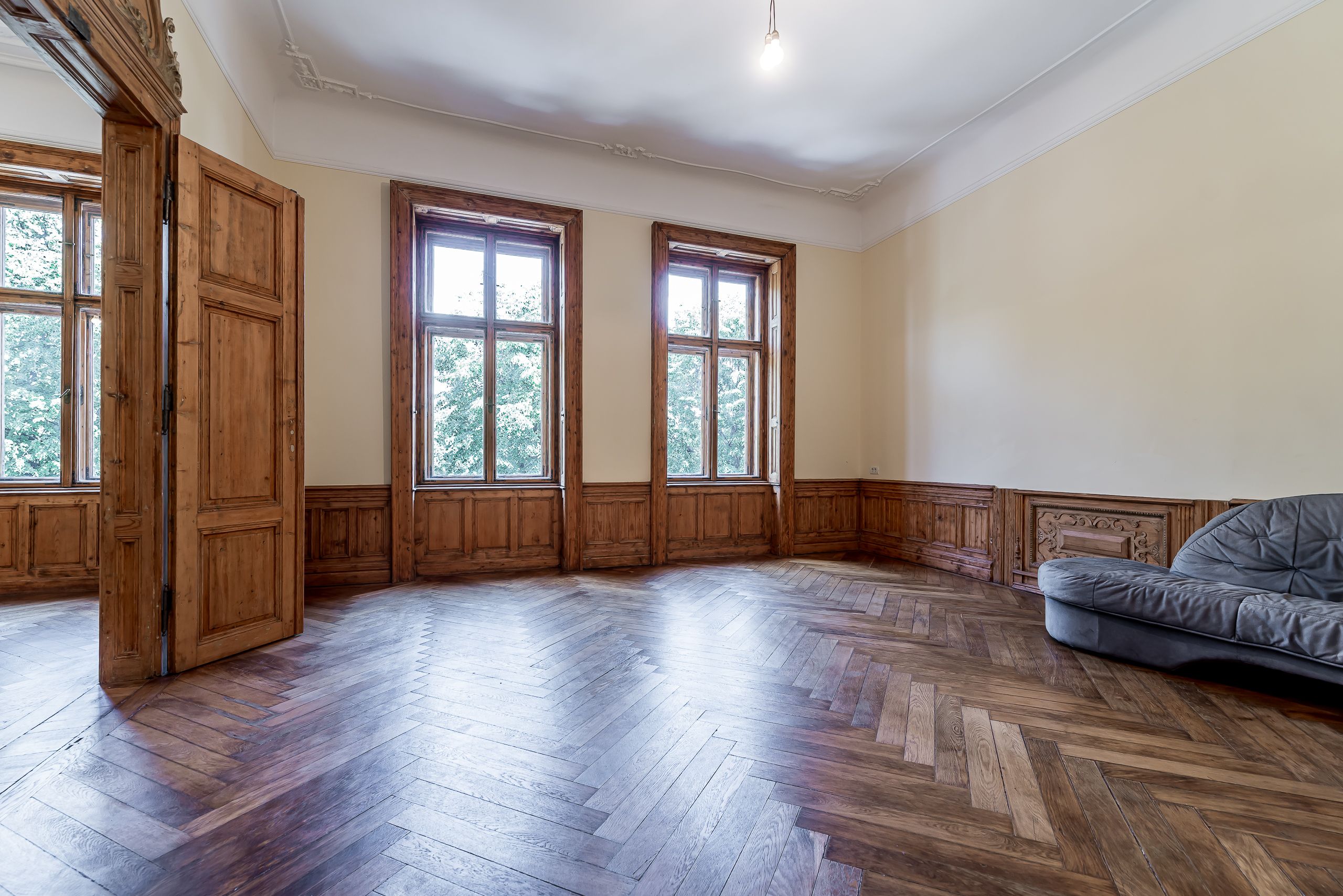 Apartament istoric pe Bulevardul Revoluției — fotografia 6