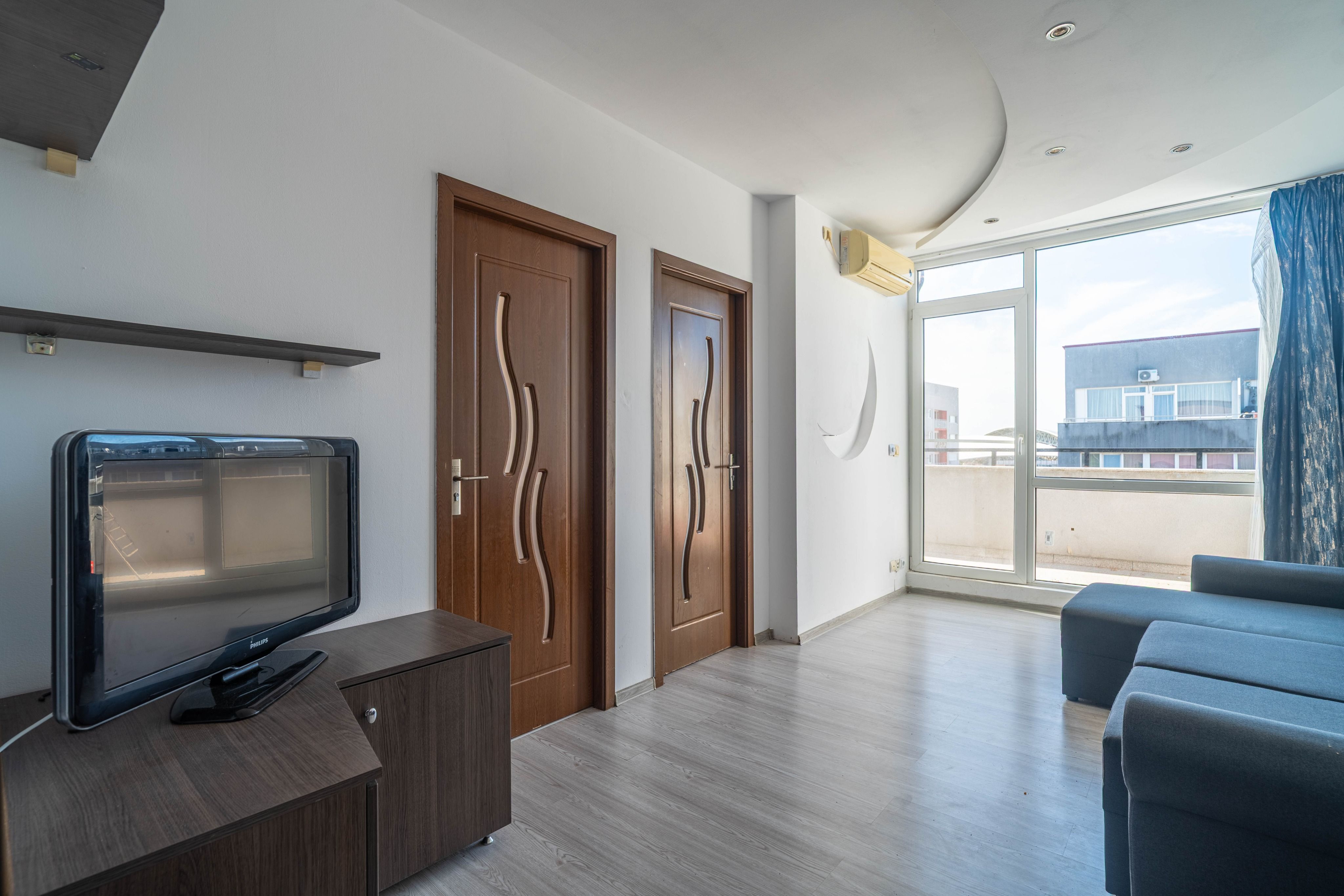 Investiție la cheie: Penthouse ARED UTA cu chiriaș preluabil — fotografia 2