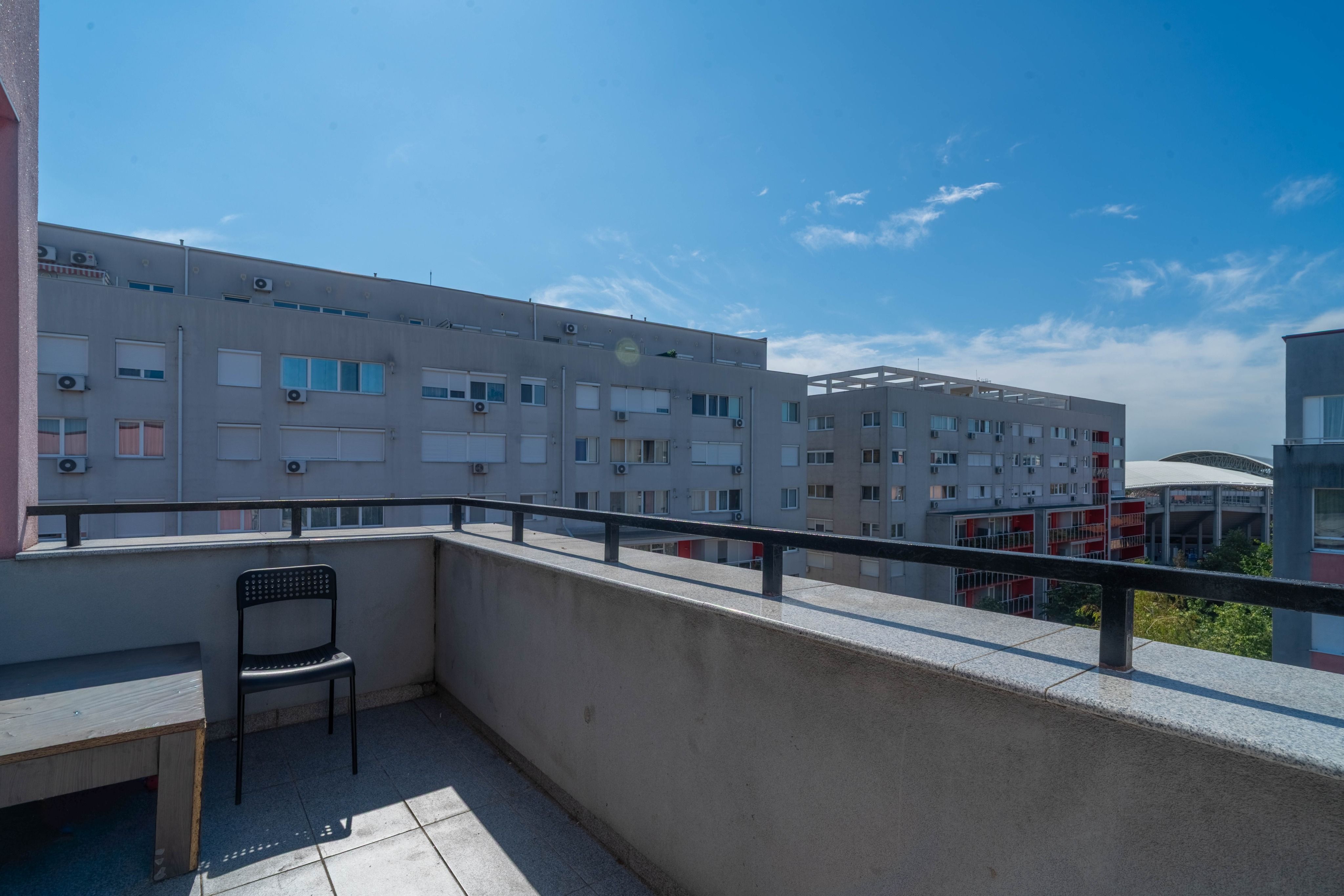 Investiție la cheie: Penthouse ARED UTA cu chiriaș preluabil — fotografia 10
