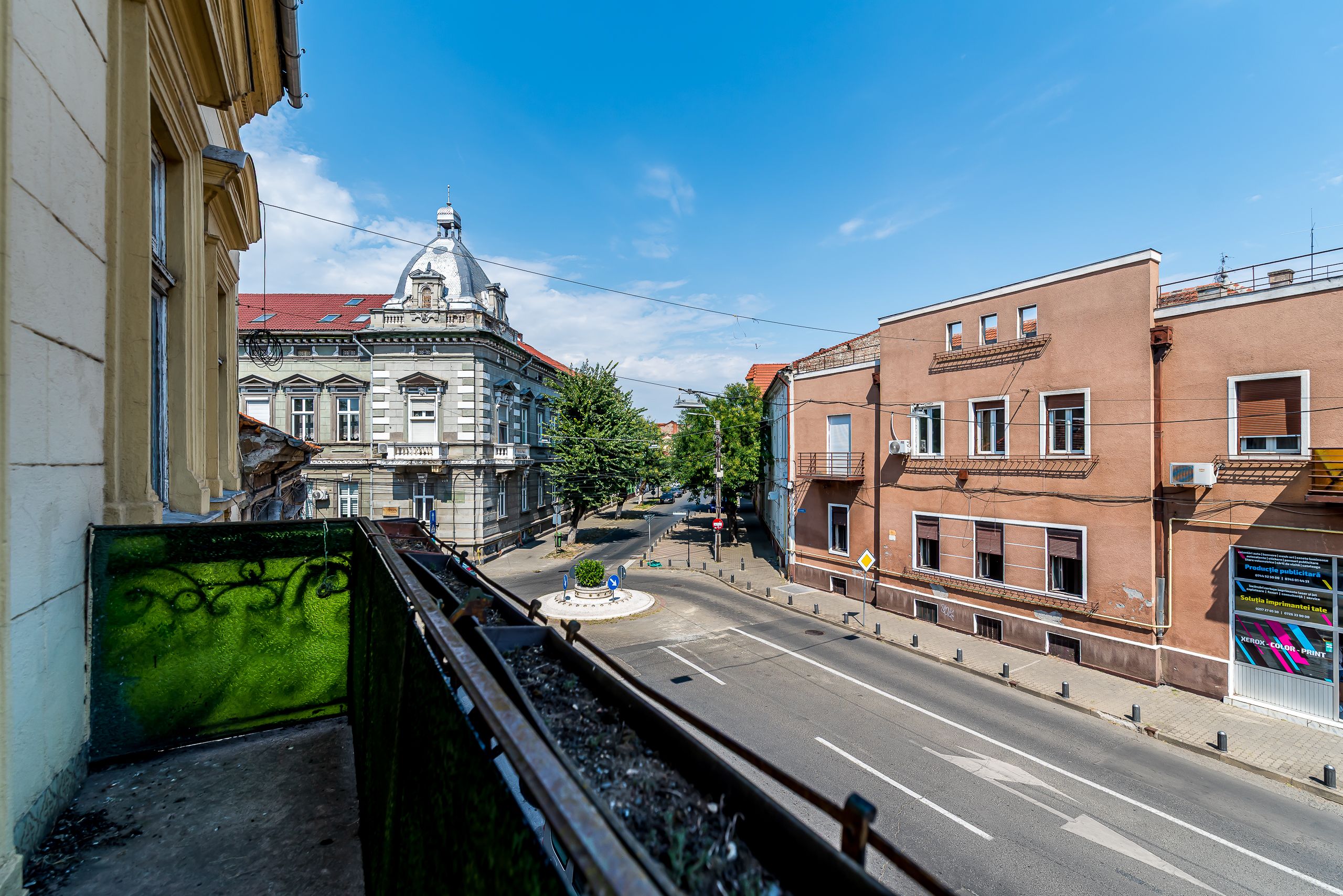 RAR pe piata Apartament cu 3 camere si balcon pe strada Horia — fotografia 8