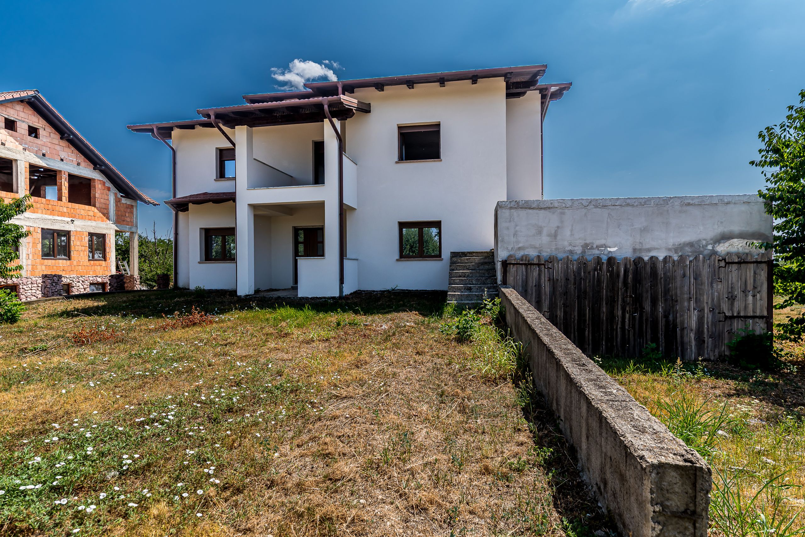 Vila noua semifinisata D+P+E la strada principala Comision 0 — fotografia 10
