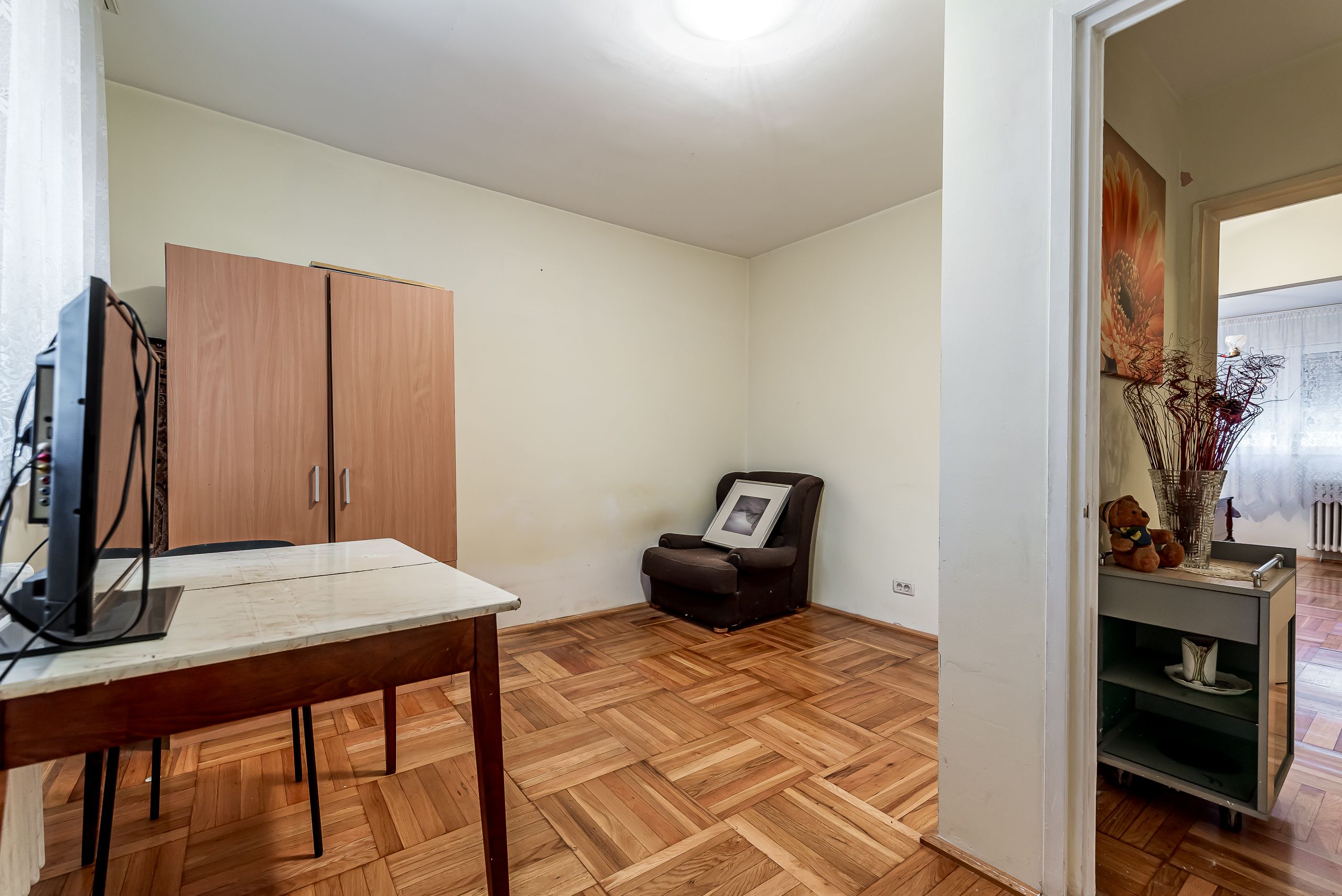 Apartament 3 camere 2 bai - Praporgescu, Polivalenta - COMISION 0 — fotografia 4