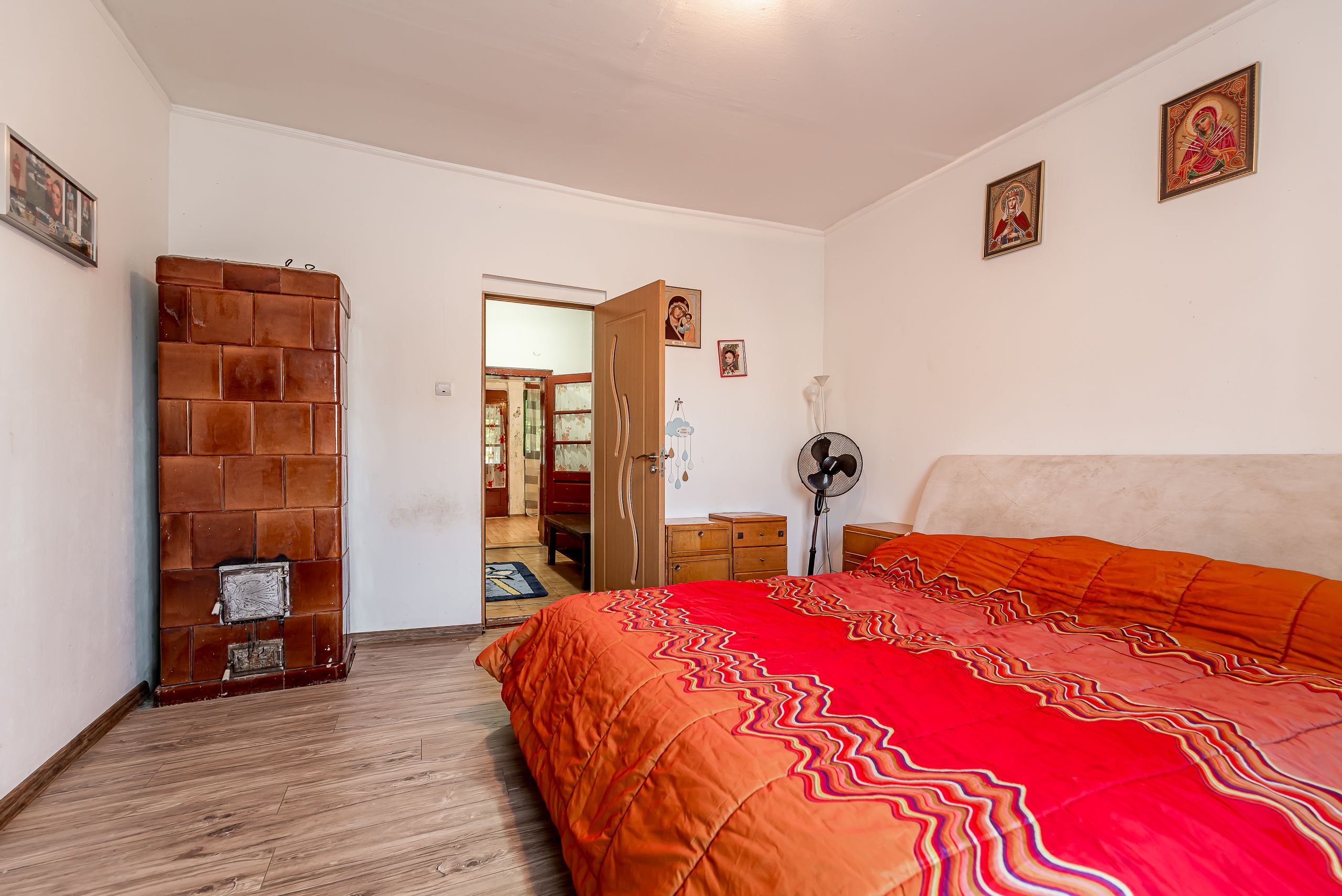 Casă cu teren 3.950 mp | Dorobanți | 63.500 € negociabil — fotografia 6