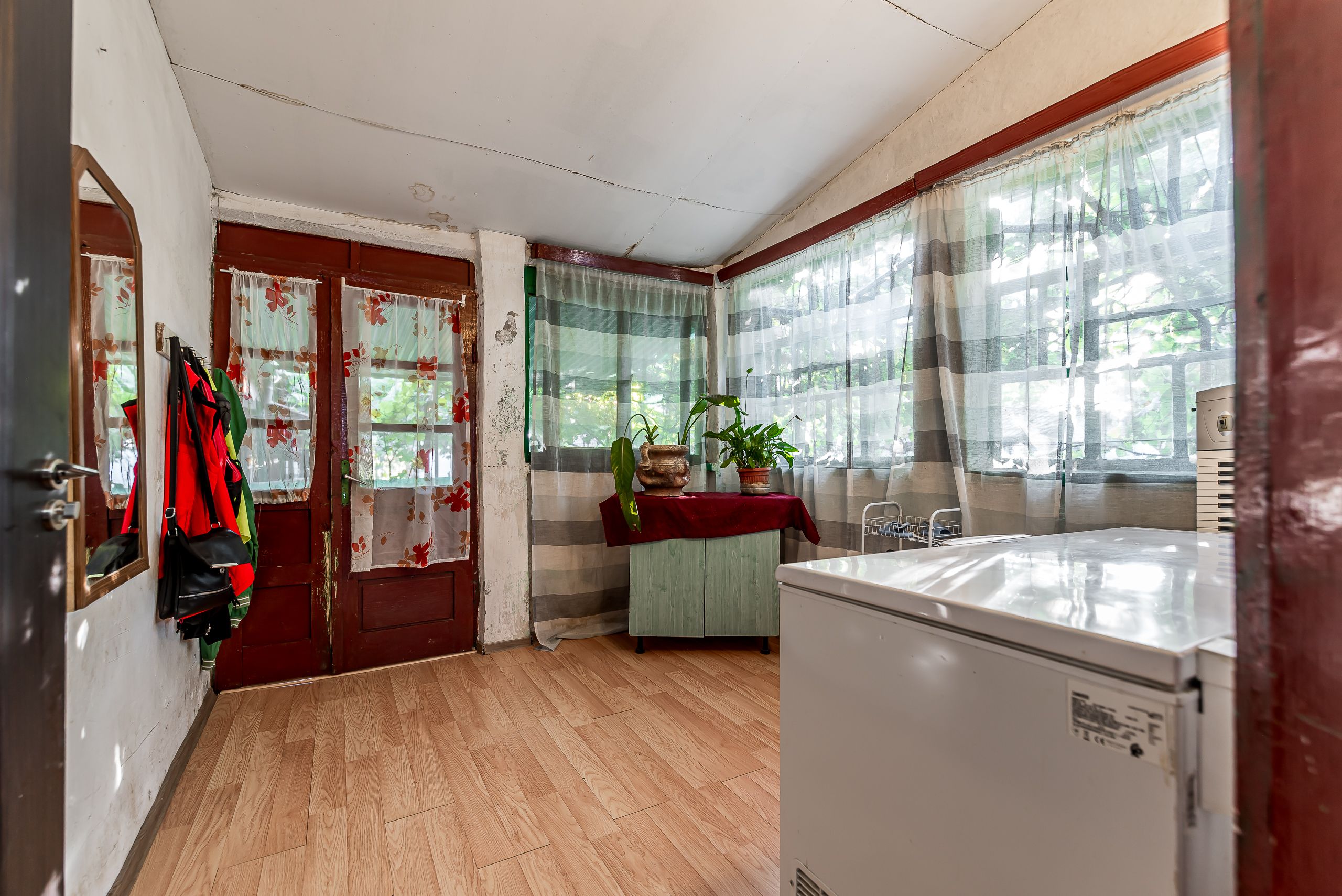Casă cu teren 3.950 mp | Dorobanți | 63.500 € negociabil — fotografia 7