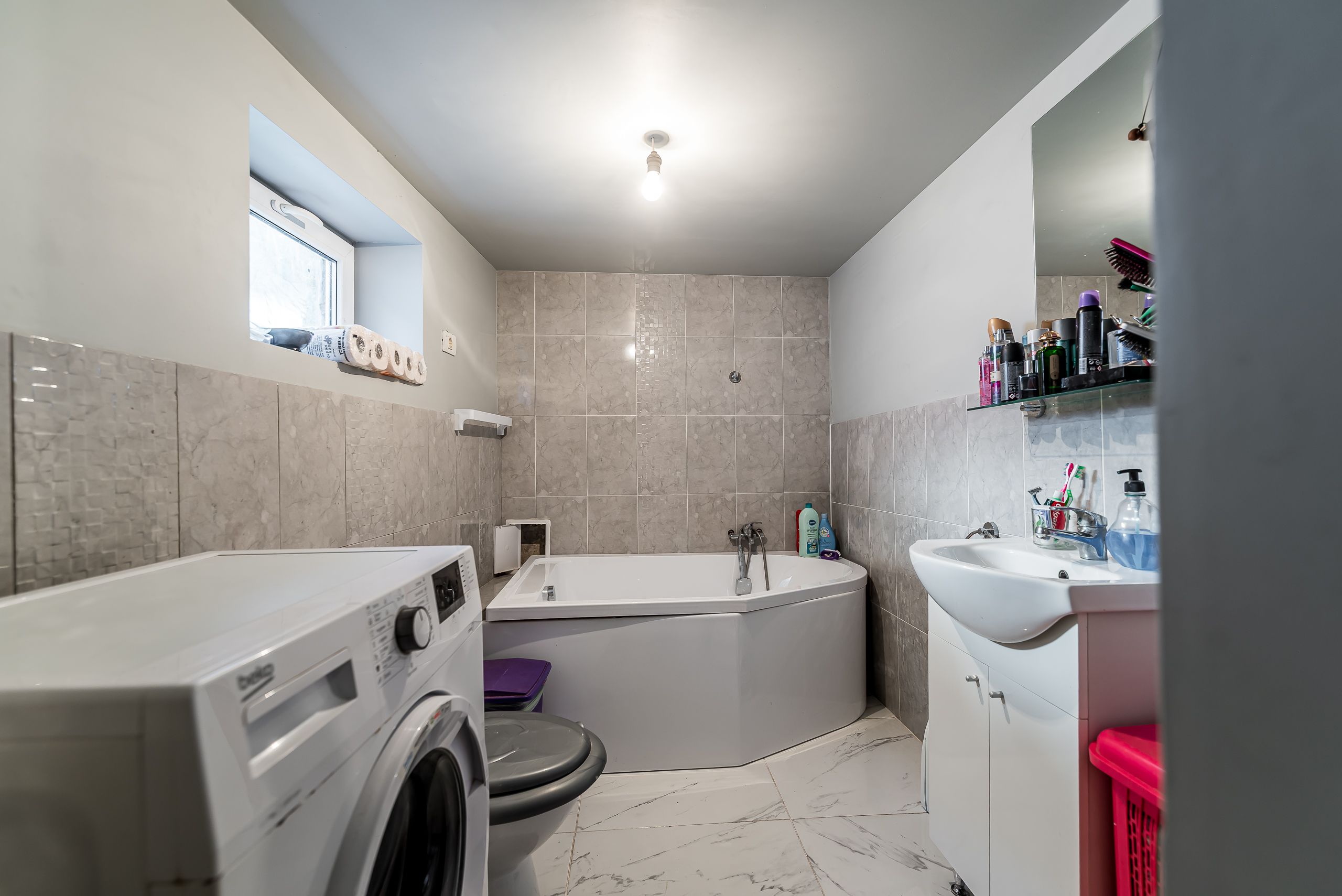 Casă cu teren 3.950 mp | Dorobanți | 63.500 € negociabil — fotografia 11
