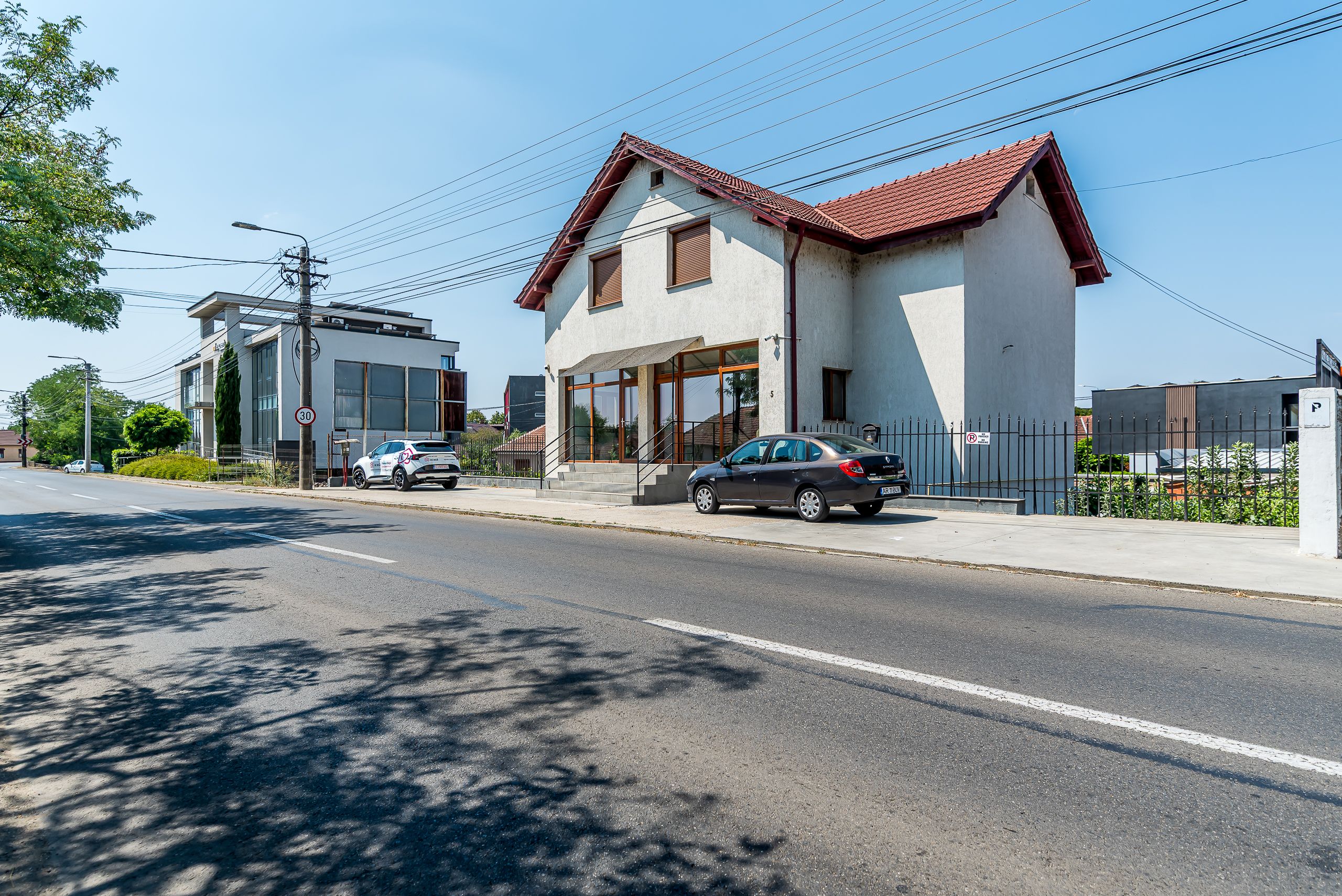 Spațiu modern pentru afacerea ta pe strada Cetatii Comision 0 — fotografia 2