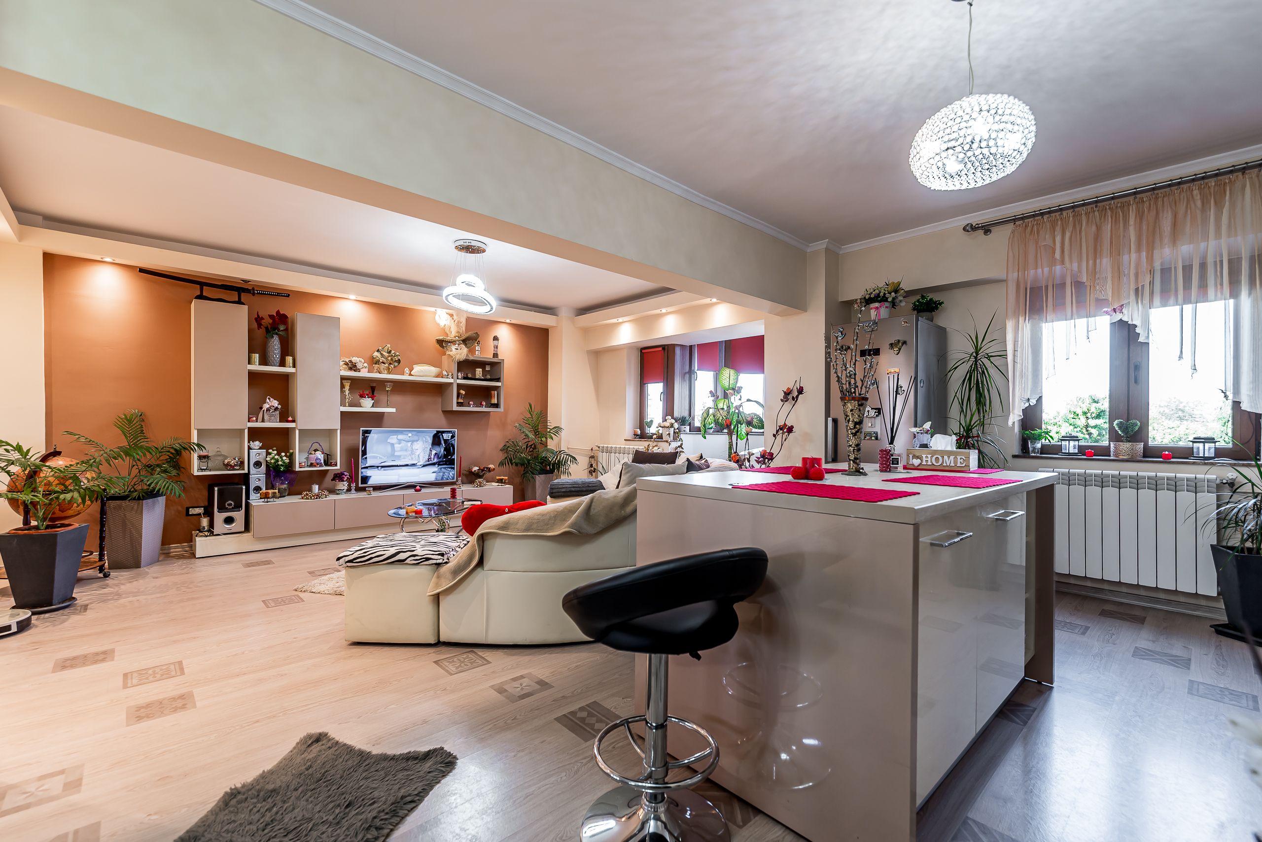 Apartament 2 camere – Zona Intim | Etaj 3 cu lift | 78.500 €