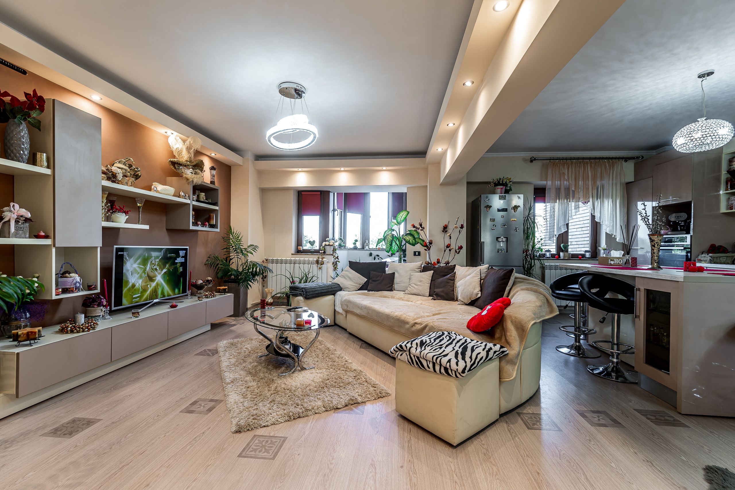 Apartament 2 camere – Zona Intim | Etaj 3 cu lift | 78.500 € — fotografia 4