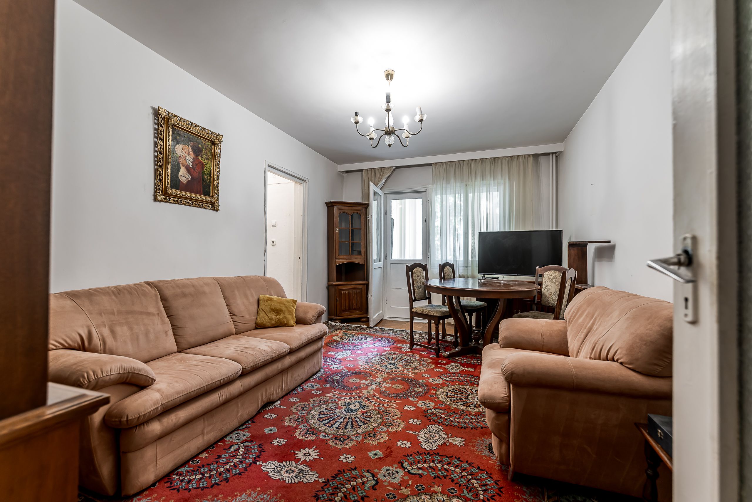 Apartament 3 camere, etaj 1, zonă verde și retrasă Poetului, Vlaicu — fotografia 4