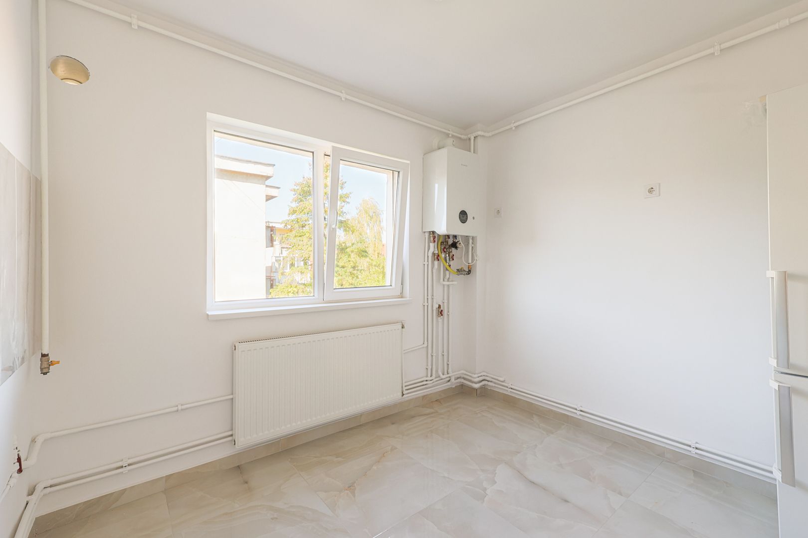 Apartament 2 camere - renovat - Piața Catedralei - COMISION 0 — fotografia 4