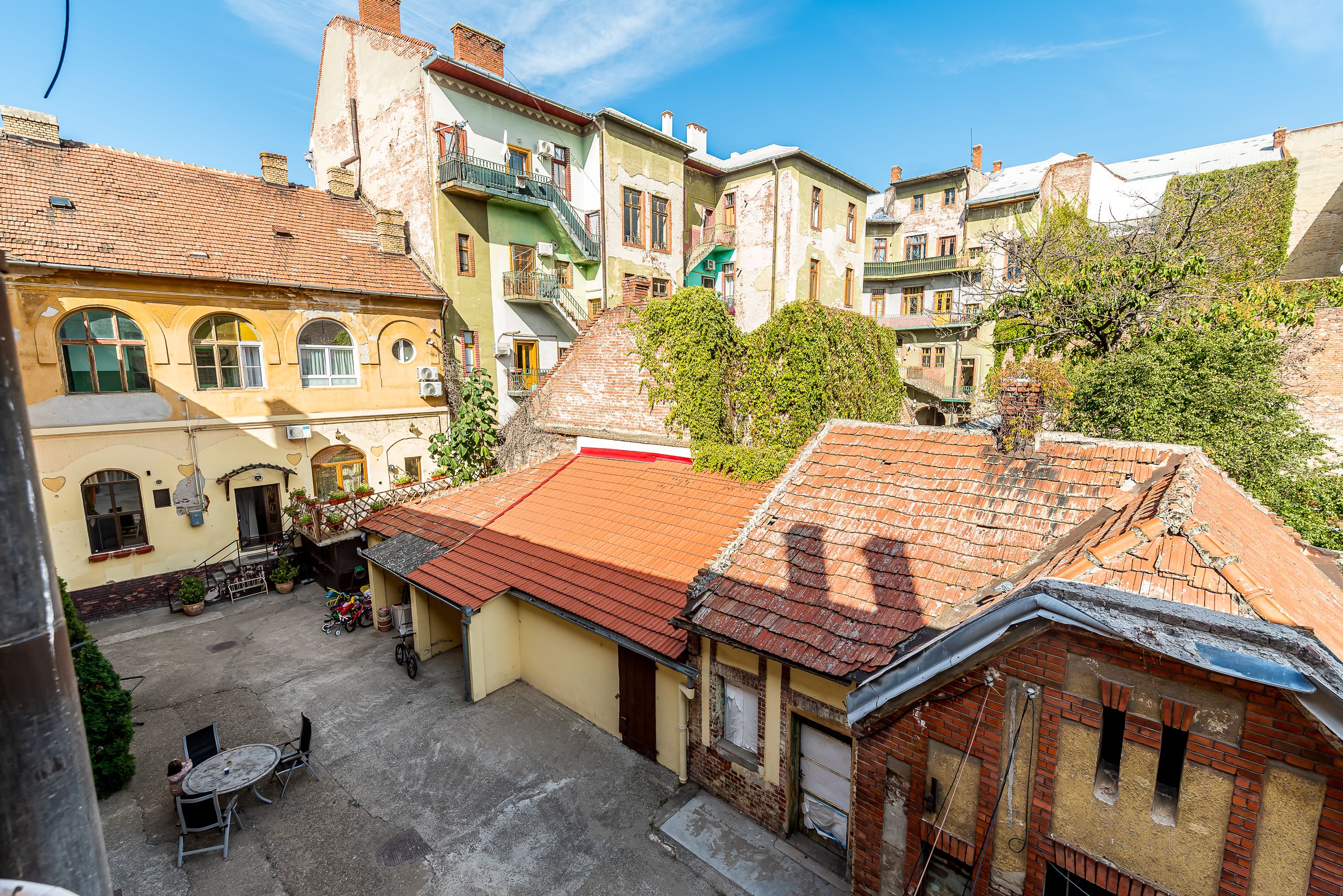 Apartament spațios cu 2 camere, situat pe strada Mețianu — fotografia 8