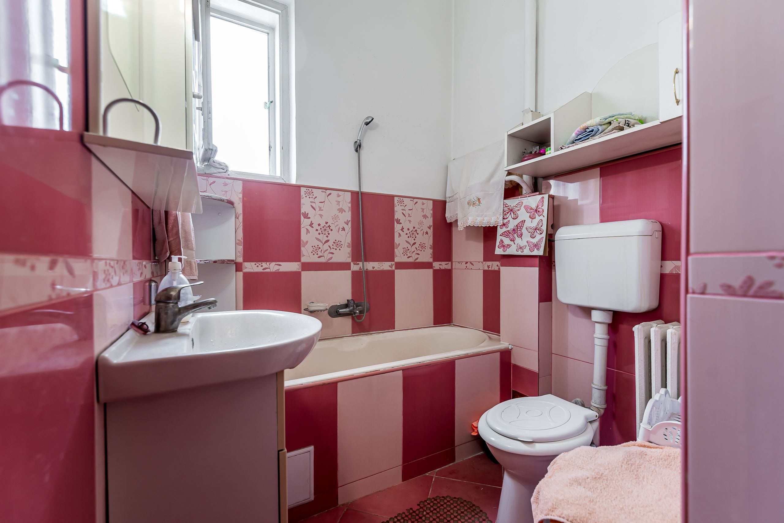 Apartament 3 camere, etaj 1, ultracentral (clădire cu 4 apartamente) — fotografia 12
