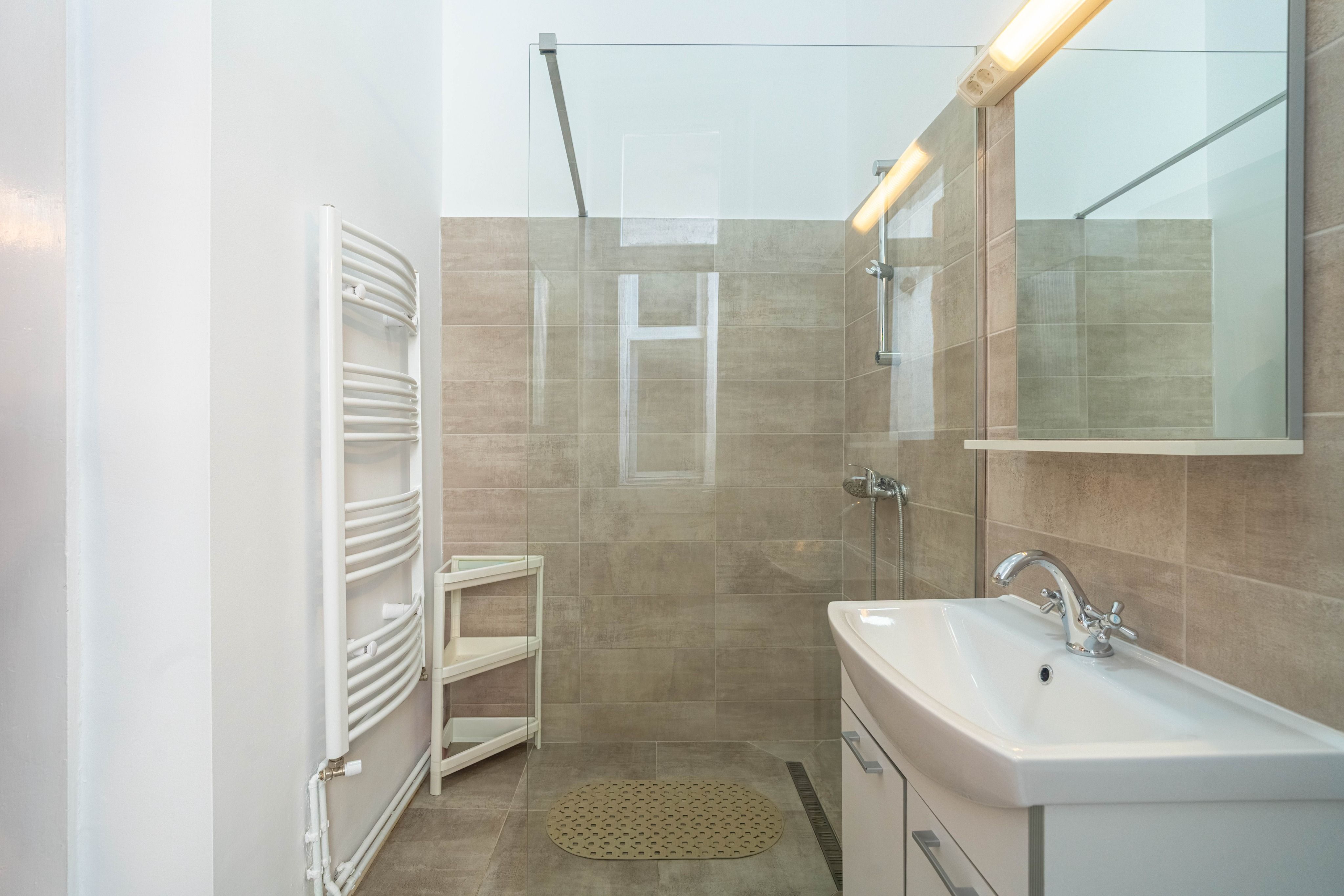 Închiriere apartament ultracentral cu parcare privată | 97 mp, — fotografia 3