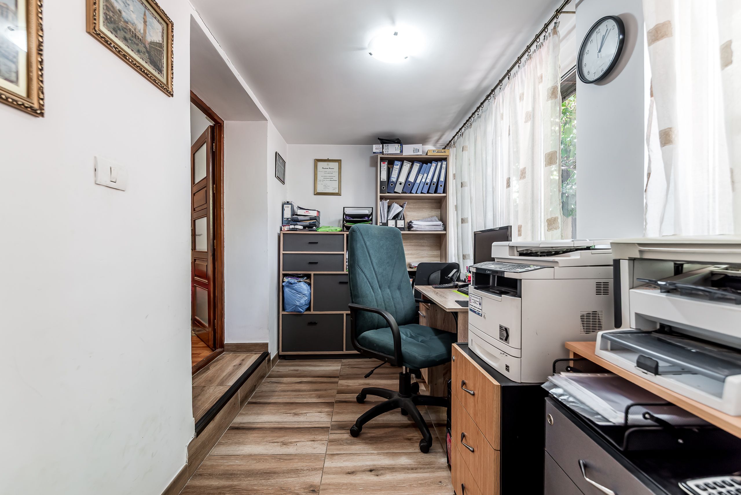 Casă în Vlaicu cu garaj și teren de 376 mp, Arad — fotografia 8