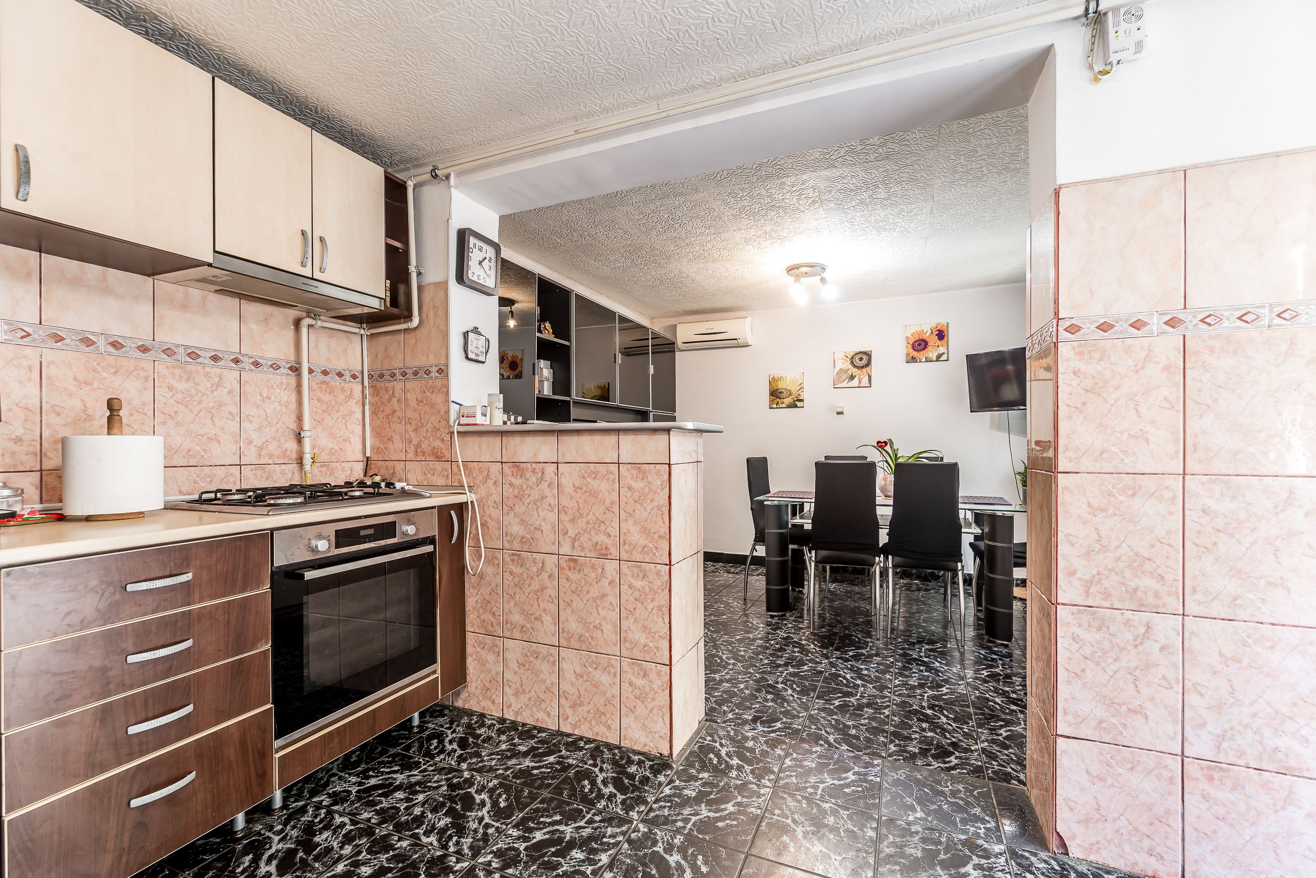 Casă în Vlaicu cu garaj și teren de 376 mp, Arad — fotografia 11