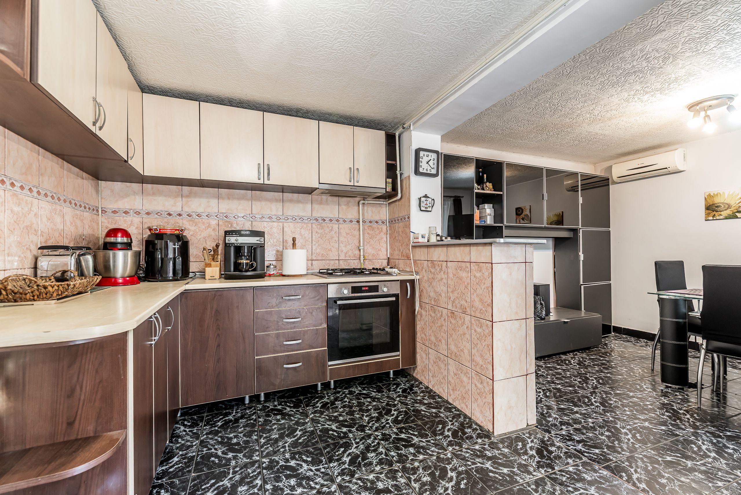 Casă în Vlaicu cu garaj și teren de 376 mp, Arad — fotografia 12