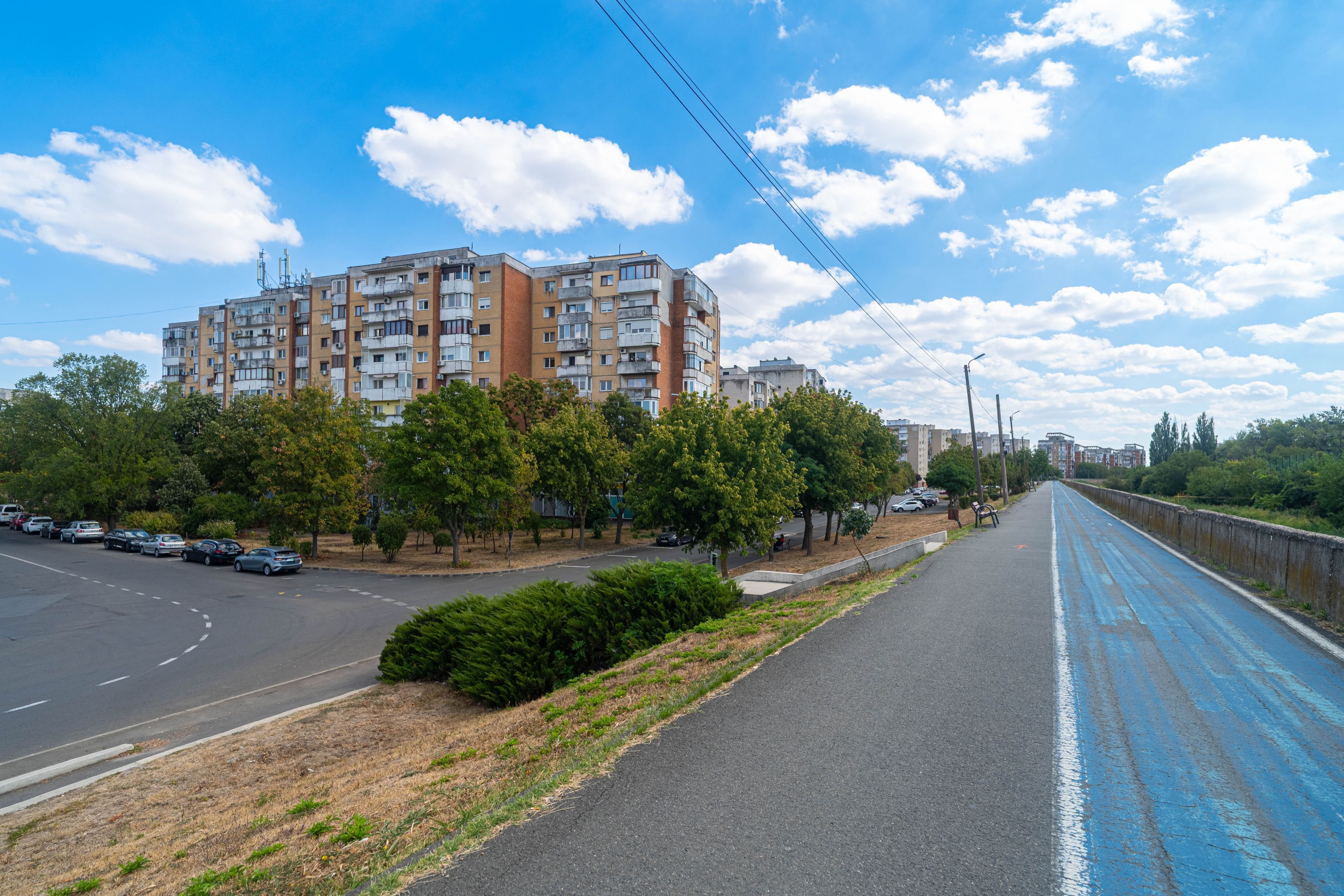 Apartament cu 4 camere de vânzare – Micalaca, malul Mureșului — fotografia 1