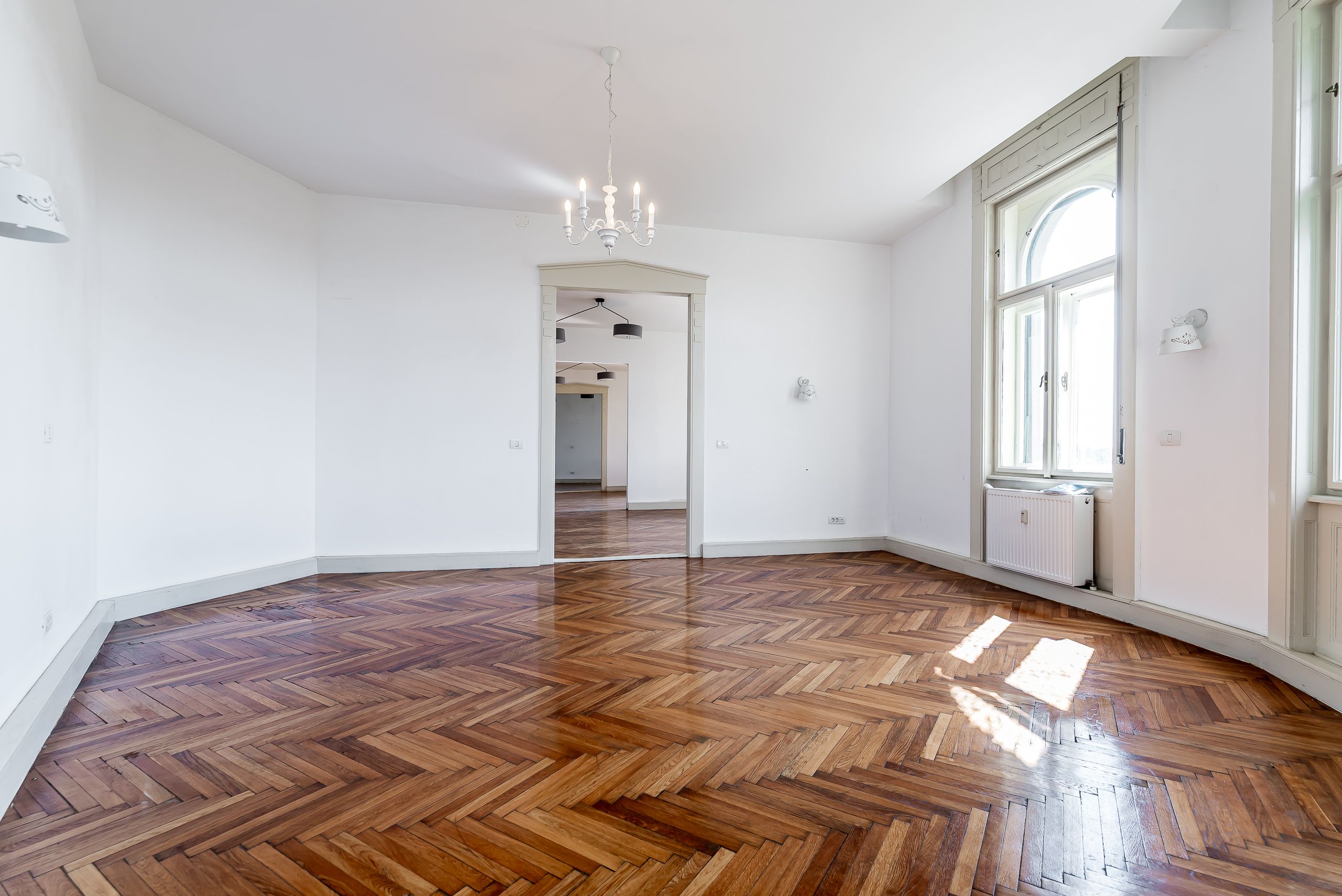 Palatul Neptun, Timișoara | 4 camere, 180 mp, vedere spre Bega — fotografia 5