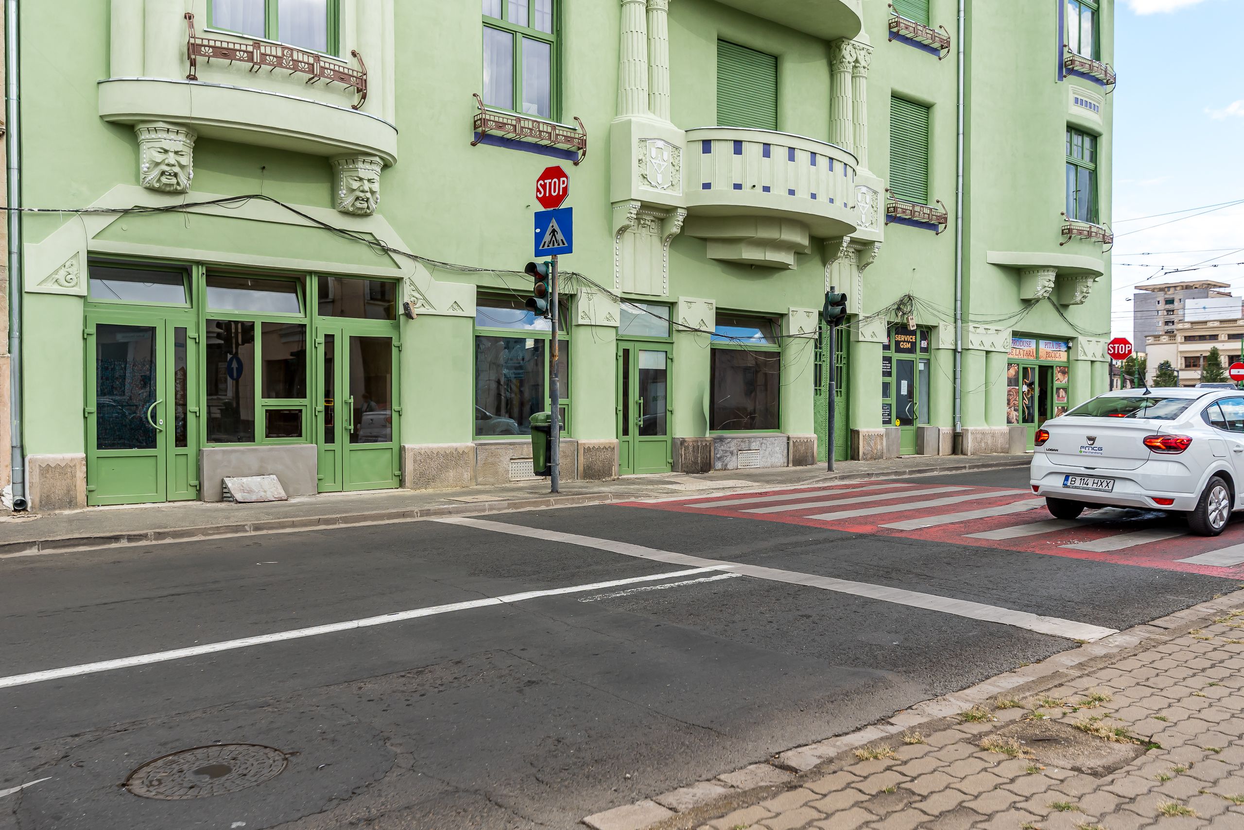 ÎNCHIRIAT! Spațiu comercial spre închiriere | Zona Boul Roșu — fotografia 3