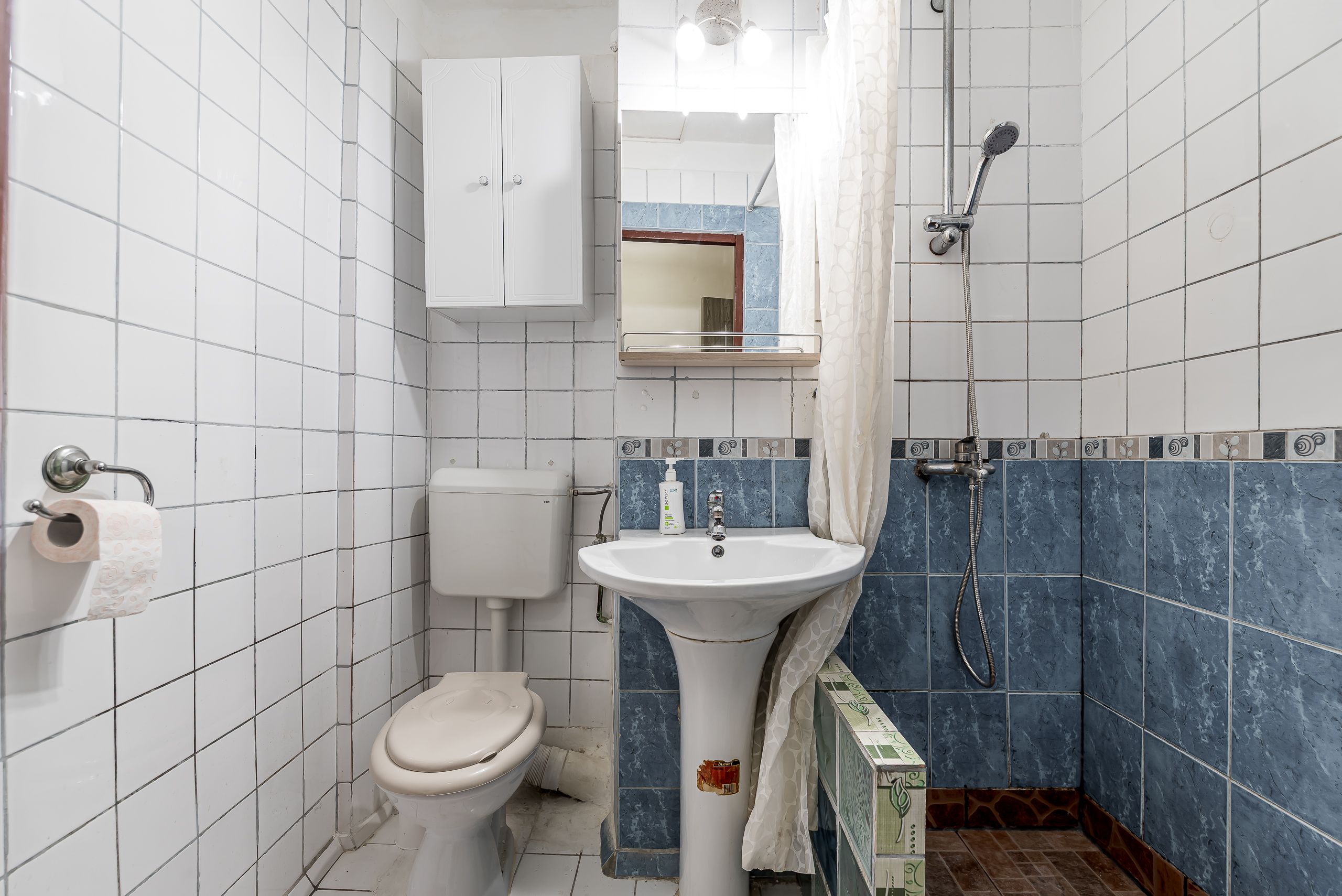 Apartament cu 3 camere, etaj 1 + loc de parcare pe Aleea Predeal — fotografia 10
