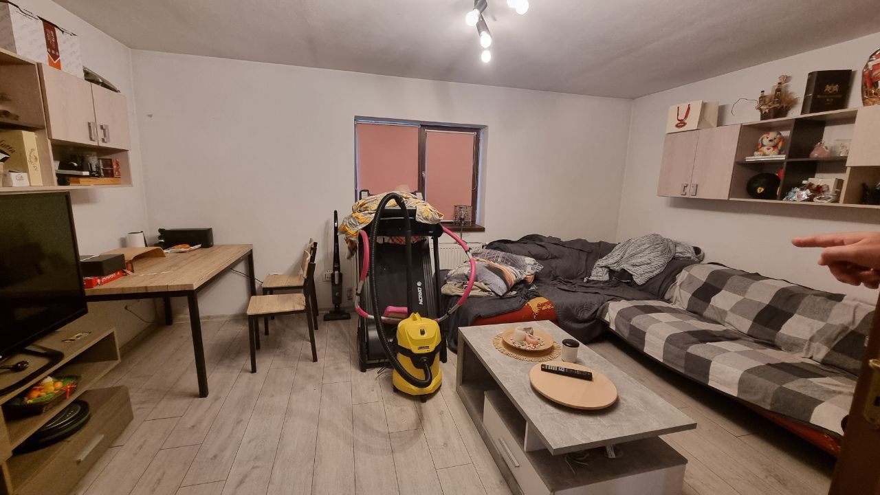 Casă cu 3 camere, anexă și teren de 901 mp – Pecica, zonă centrală — fotografia 9