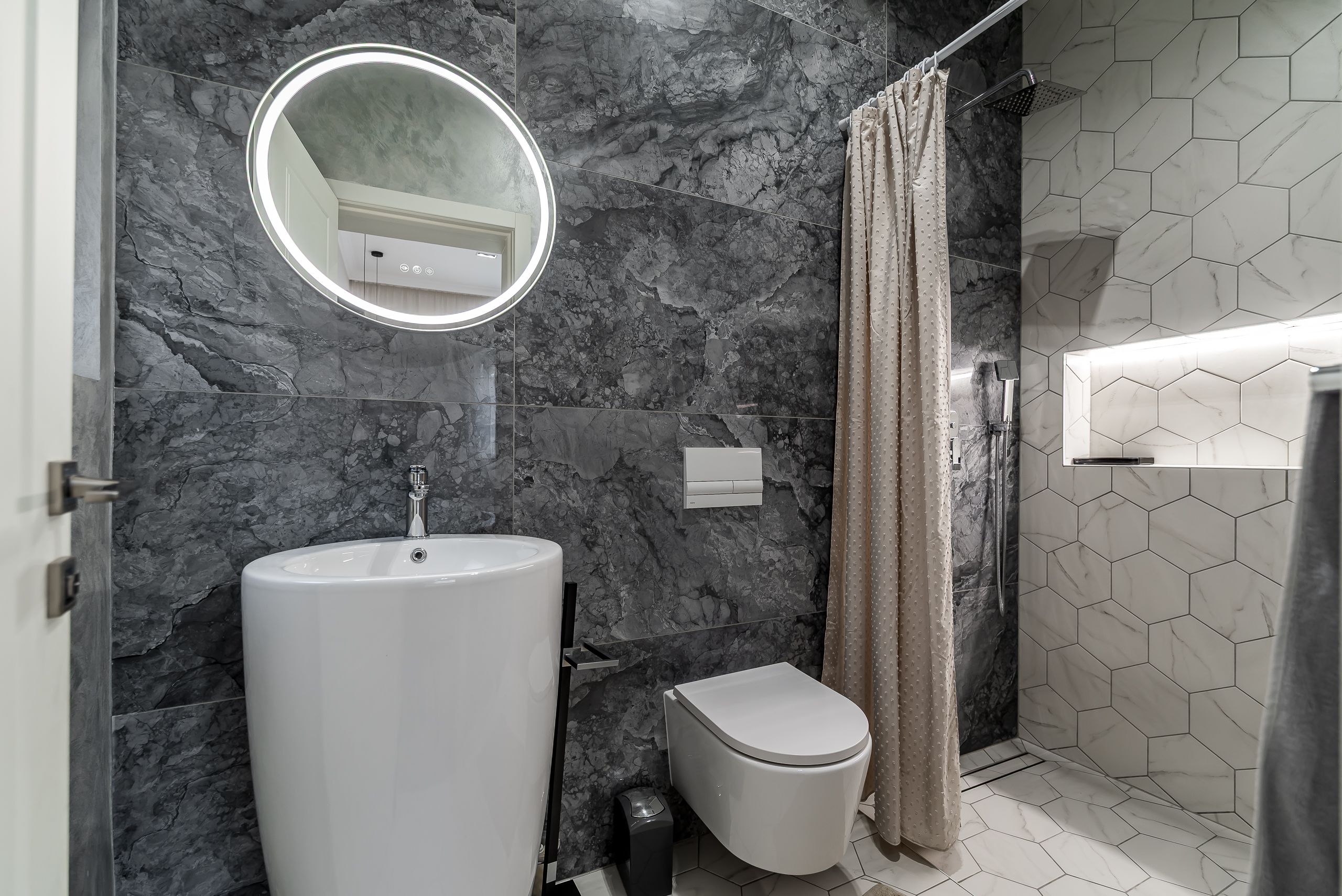 Vila la sol cu teren generos si finisaje premium Comision 0% — fotografia 12