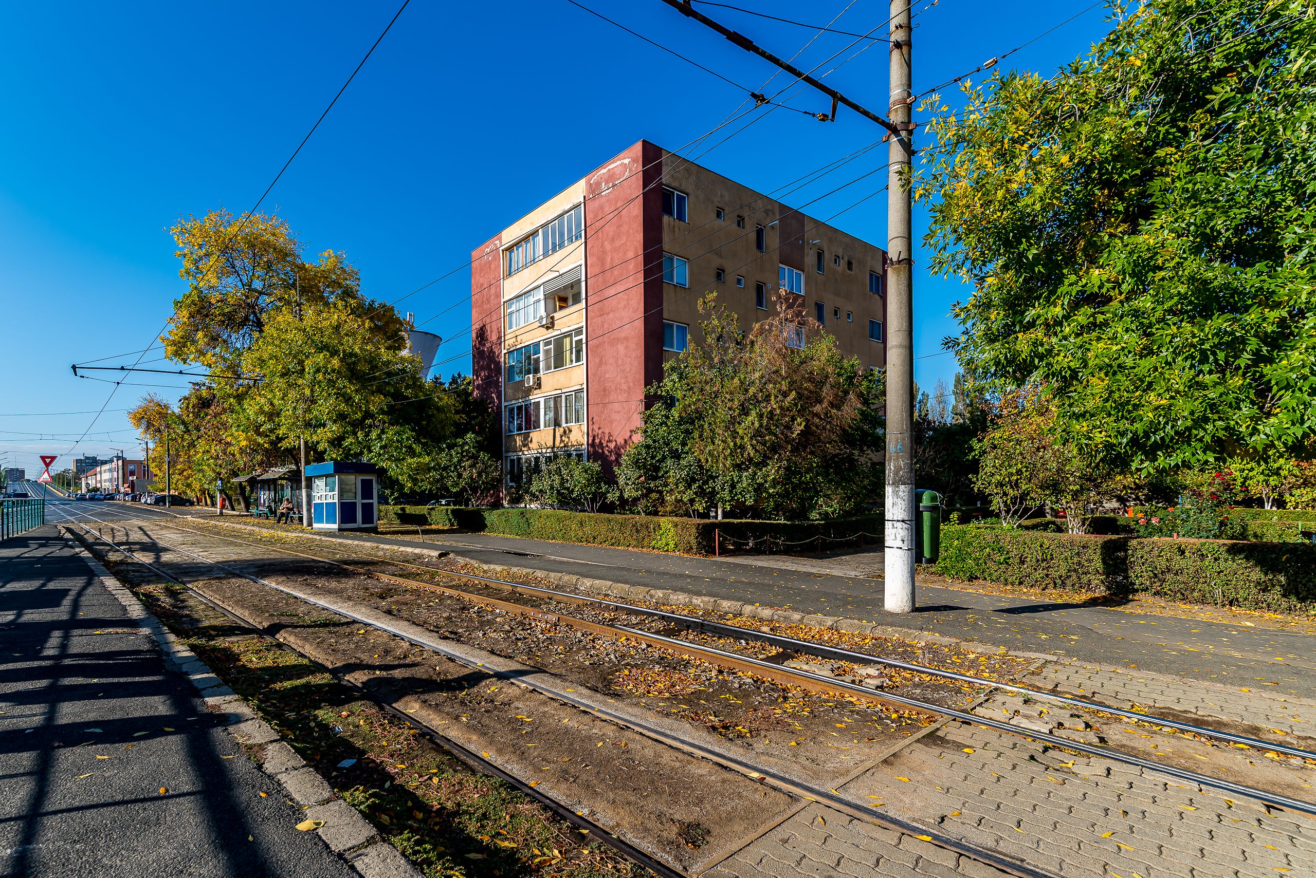Apartament 3 camere - parter - str. Petru Rares, Gradiste - COMISION 0