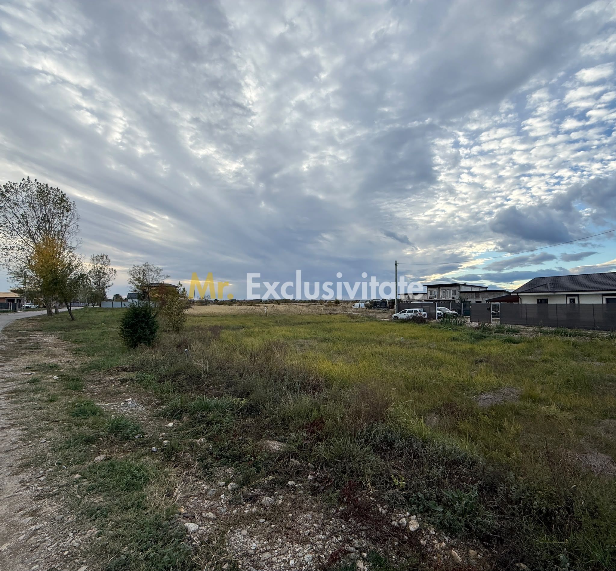 TEREN INTRAVILAN 3 LOTURI | 1.334 MP | BRADU | POTENȚIAL INVESTIȚIONAL - Bradu
