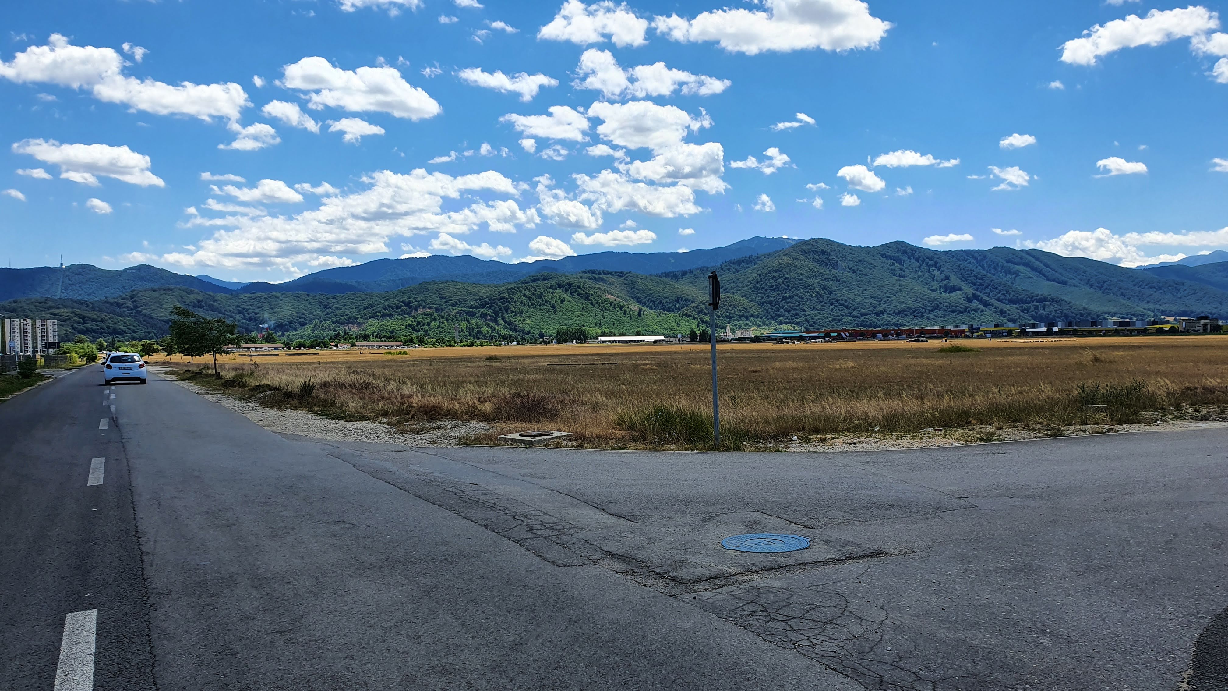 Avantgarden strada Institutului, teren pretabil construcții bloc P+9 - Brasov