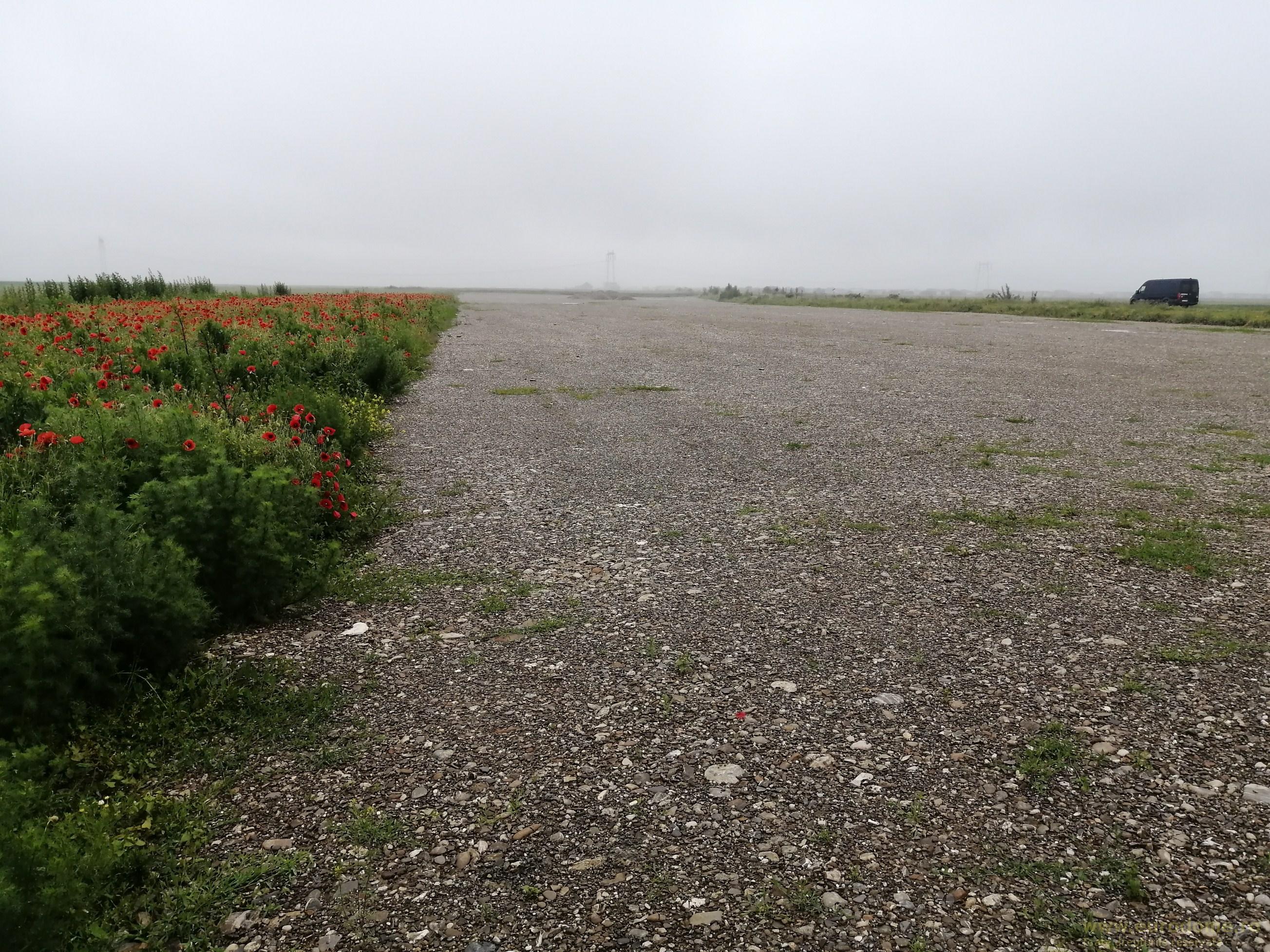 Teren la DN Brașov-Tărlungeni - foto 4