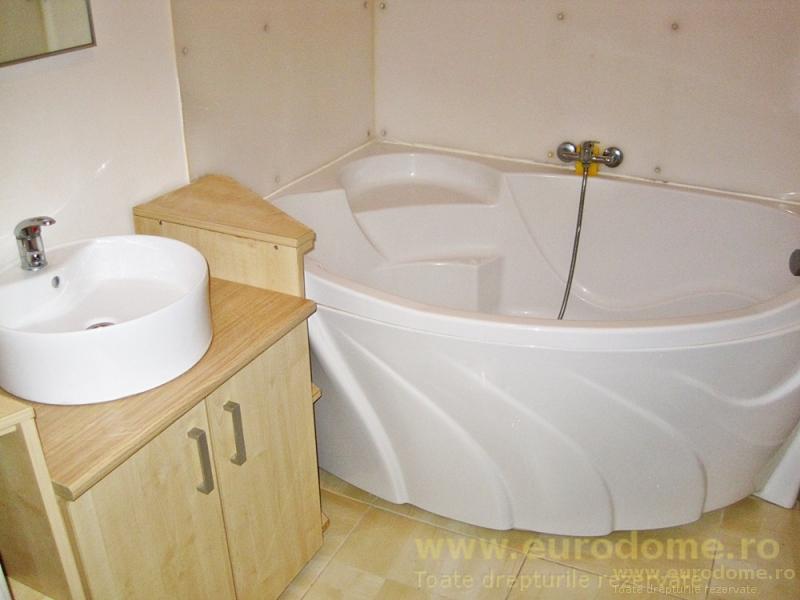 Centru, apartament cu 3 camere, 92mp utili, mobilat si utilat 170000 euro - foto 3