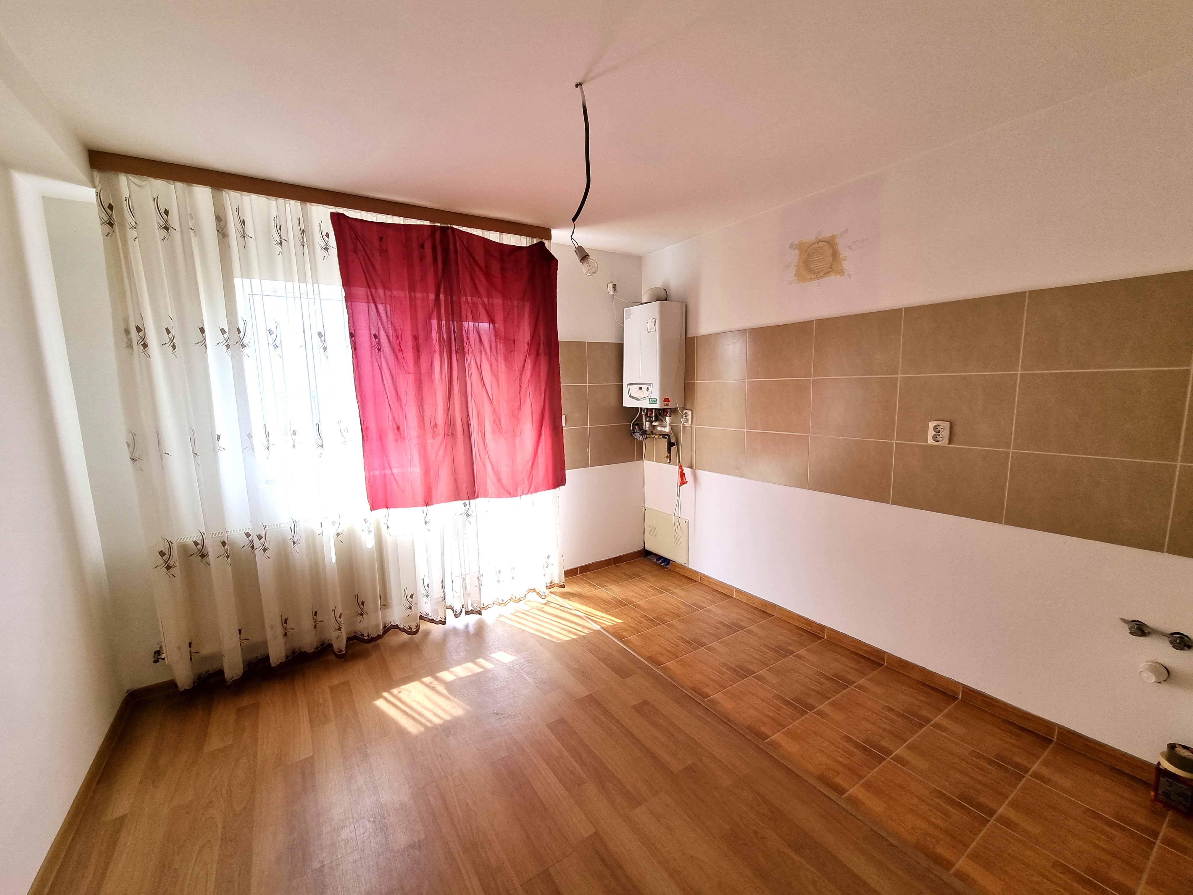 Apartament la vila 3 camere, garaj, Alba Micesti - foto 2