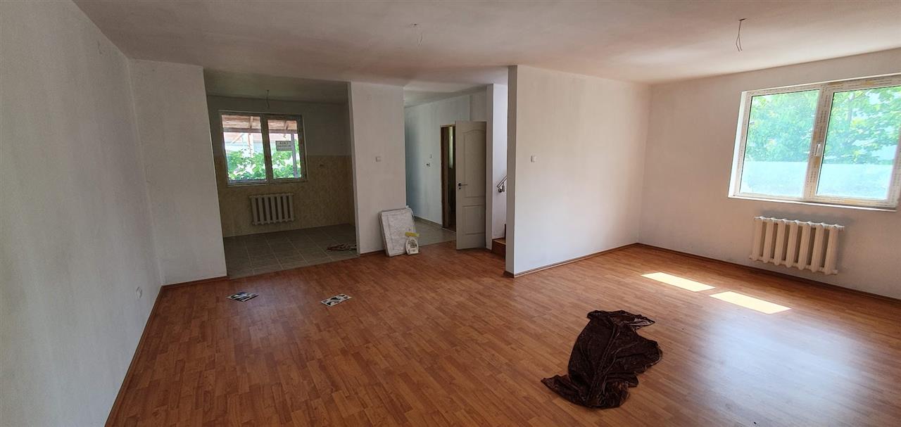 1/2 Duplex, 4 camere, garaj, 175 mp teren, Cetate - foto 3