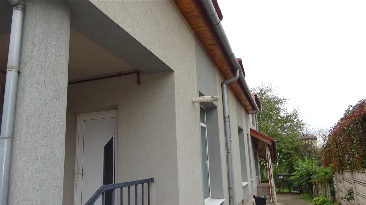 Casa 4 camere si zona de Birouri Cetate  Alba Iulia - Alba Iulia