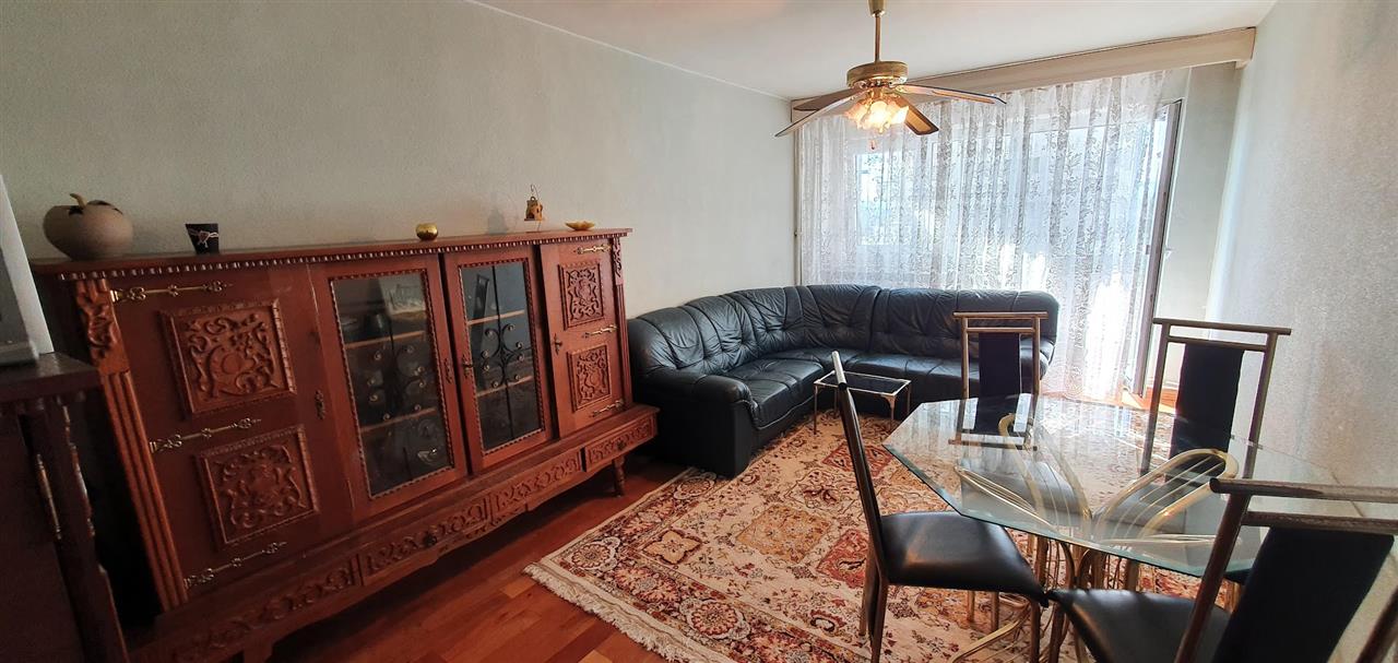 Apartament 4 camere, decomandat, 84mp, 2 băi, Cetate, Etaj 1 - Alba Iulia